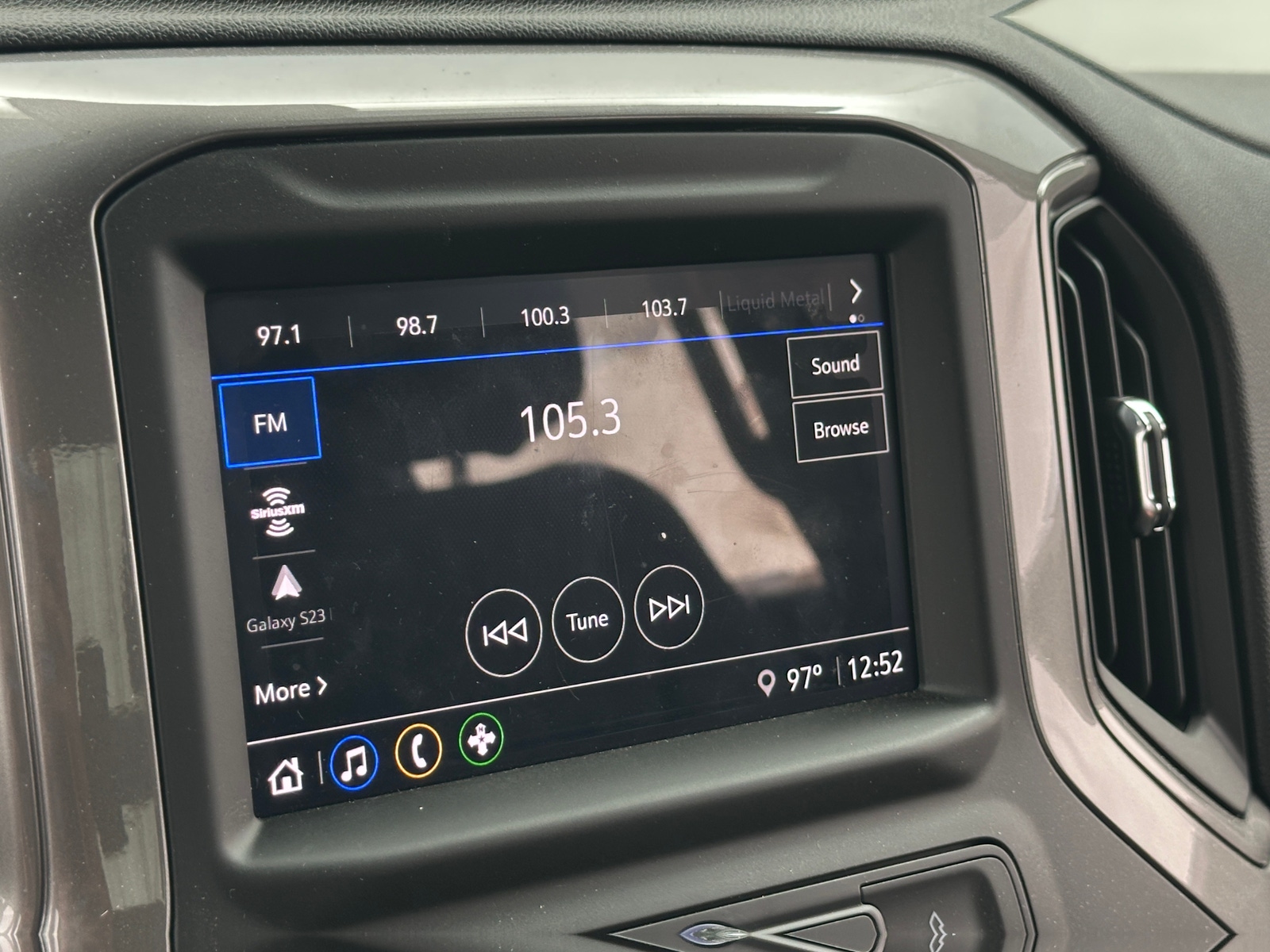 Thumbnail: 2026 Chevrolet Silverado 1500 - 4