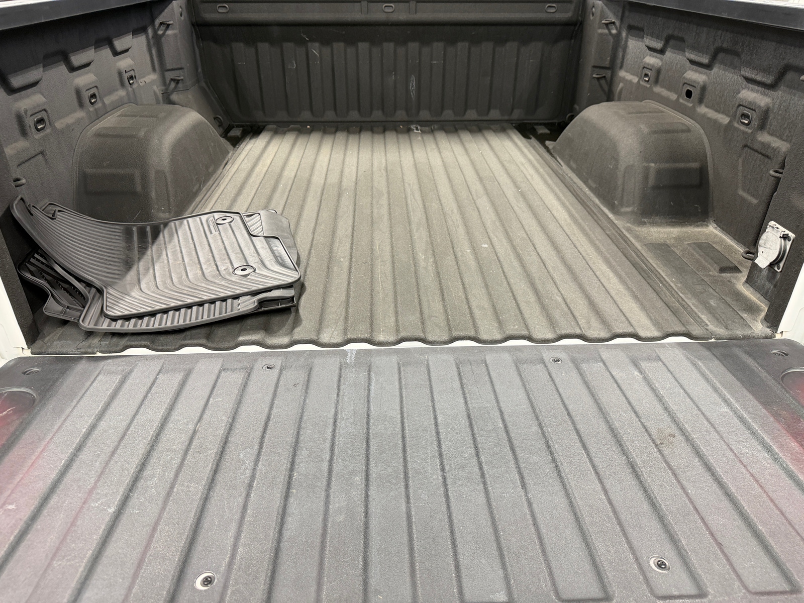 Thumbnail: 2022 Chevrolet Silverado 1500 - 7