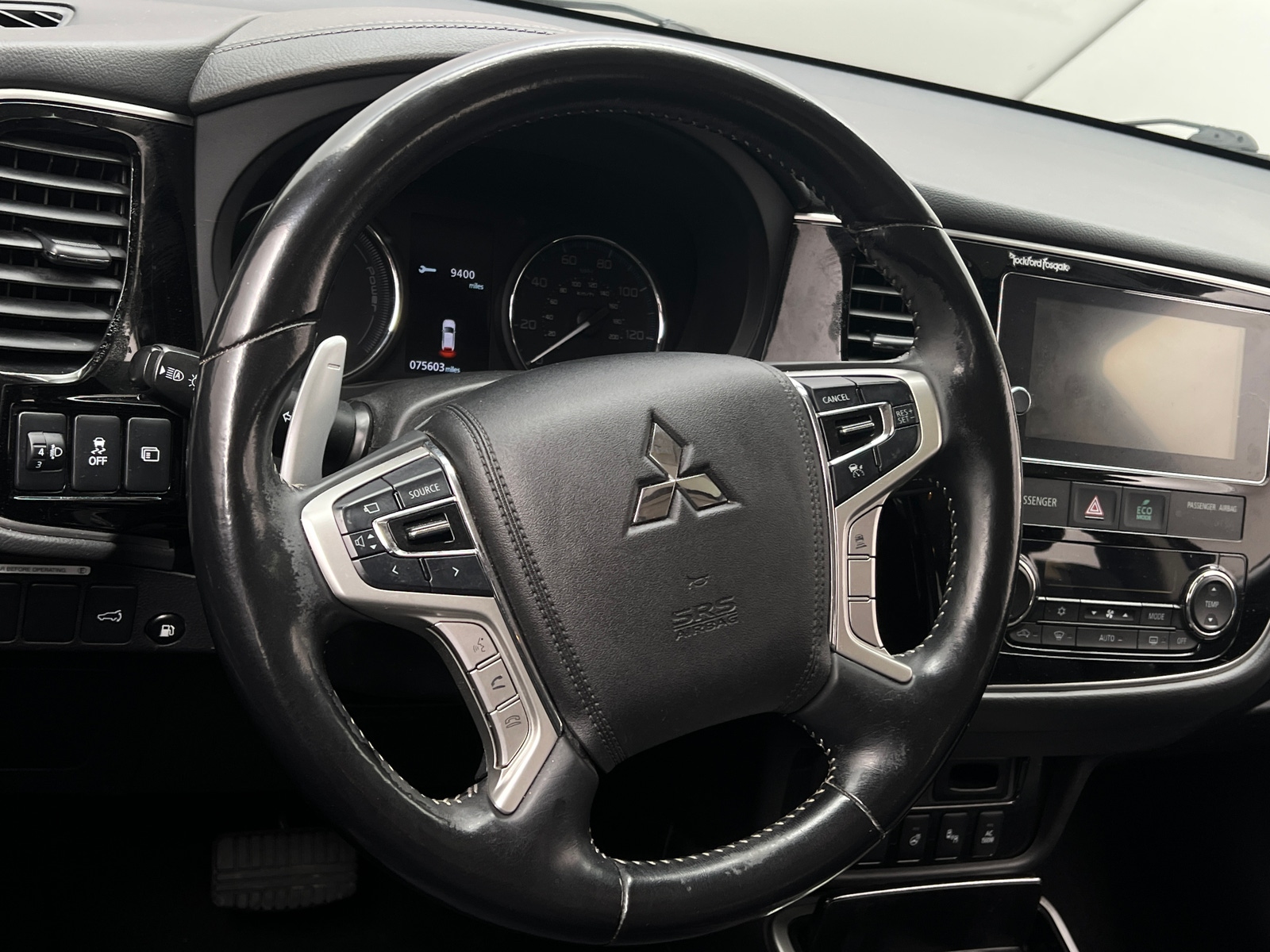 Thumbnail: 2018 Mitsubishi Outlander - 4