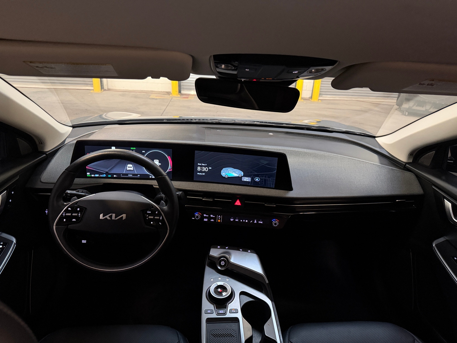 Thumbnail: 2024 Kia EV6 - 2