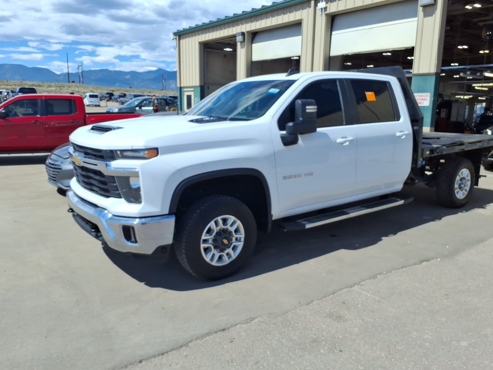 2025 Chevrolet Silverado 2500HD 4WD Crew Cab 172" LT
