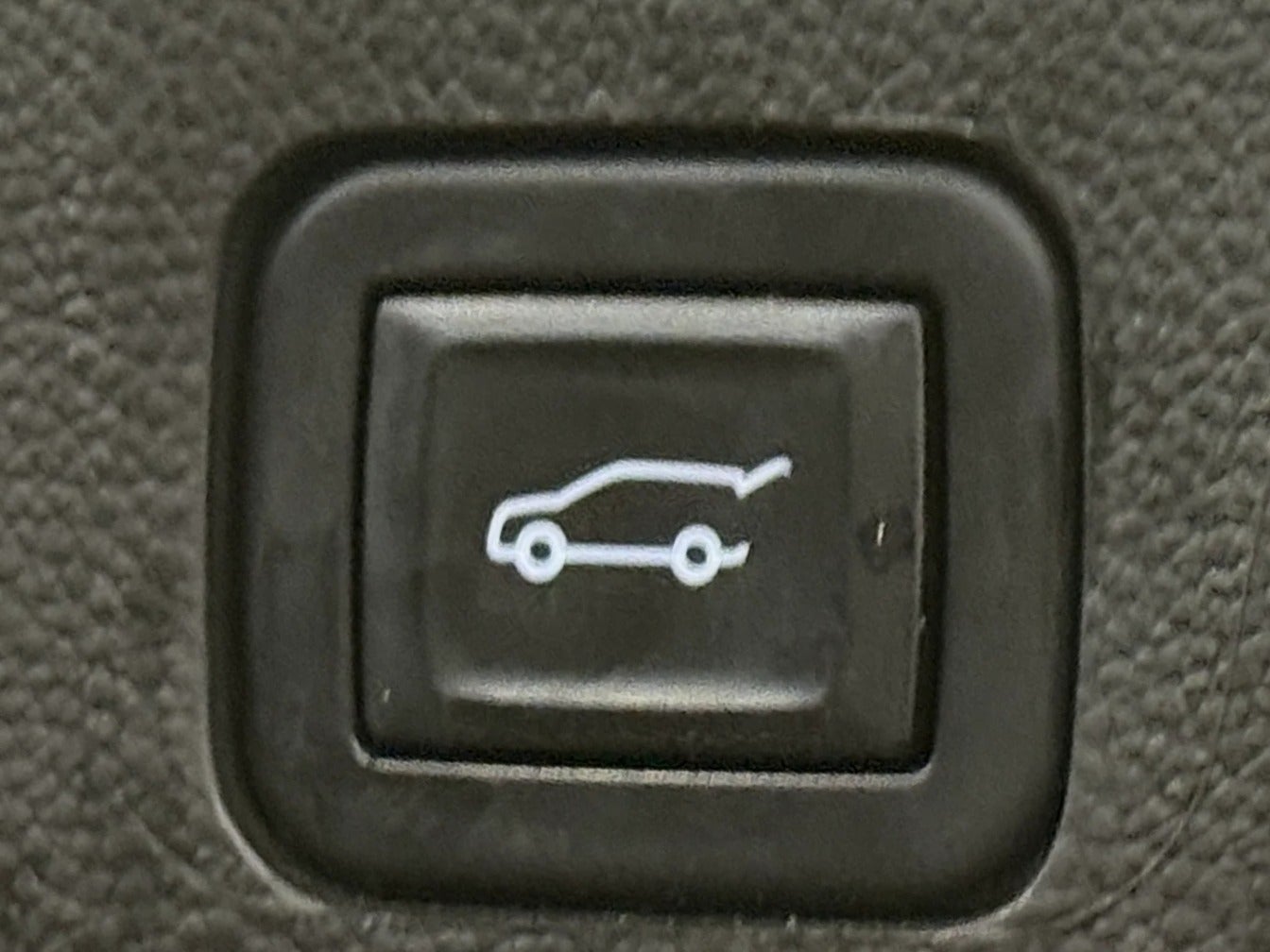 1GNEVGKW3NJ186630