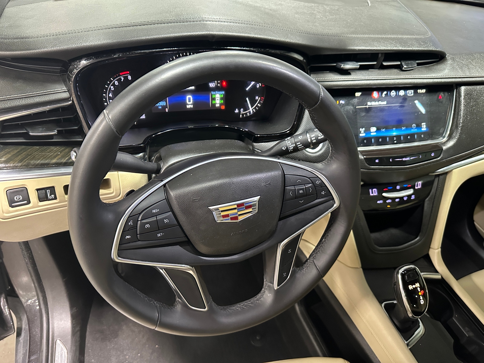 Thumbnail: 2018 Cadillac XT5 - 4