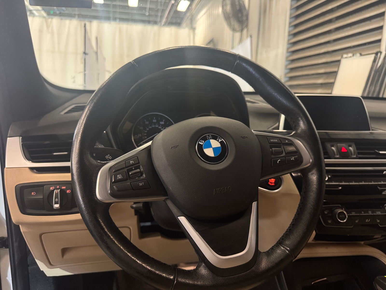 Thumbnail: 2018 BMW X1 - 4