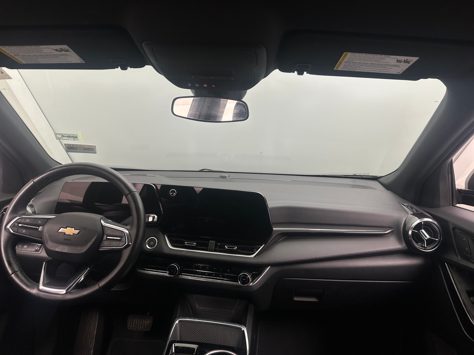 Thumbnail: 2025 Chevrolet Equinox - 3