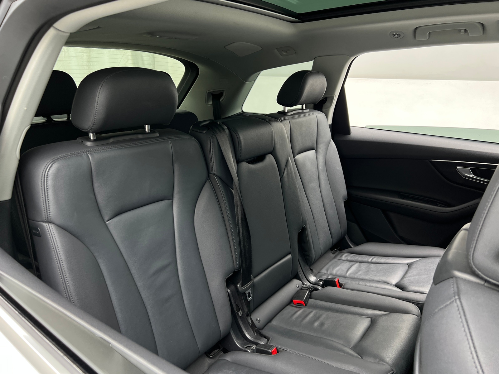 Thumbnail: 2024 Audi Q7 - 6