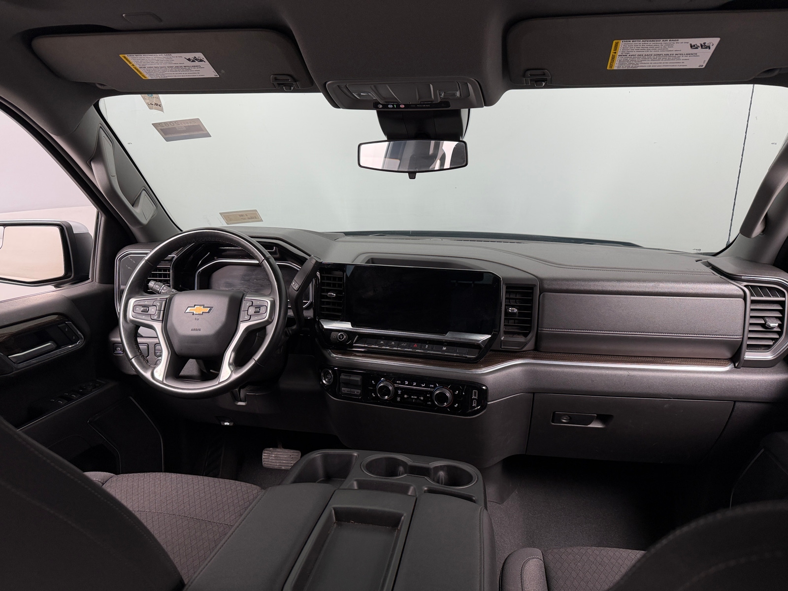 Thumbnail: 2025 Chevrolet Silverado 1500 - 3