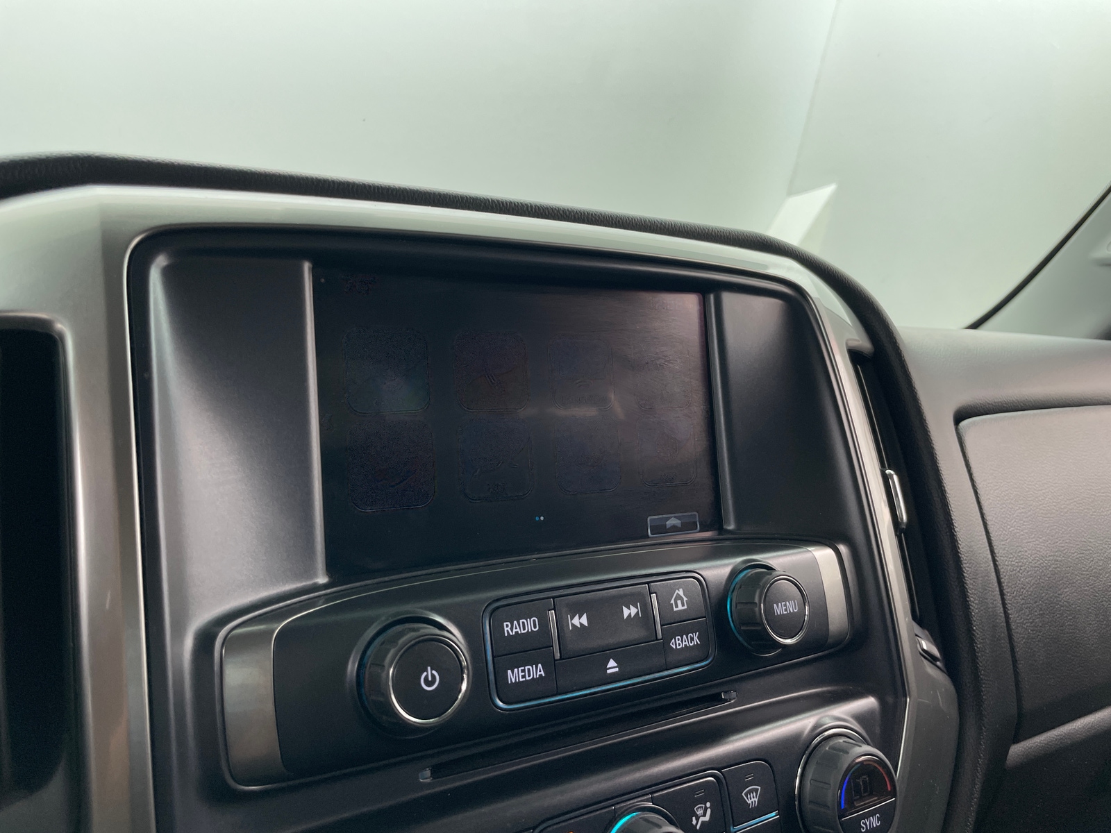 Thumbnail: 2017 Chevrolet Silverado 1500 - 4