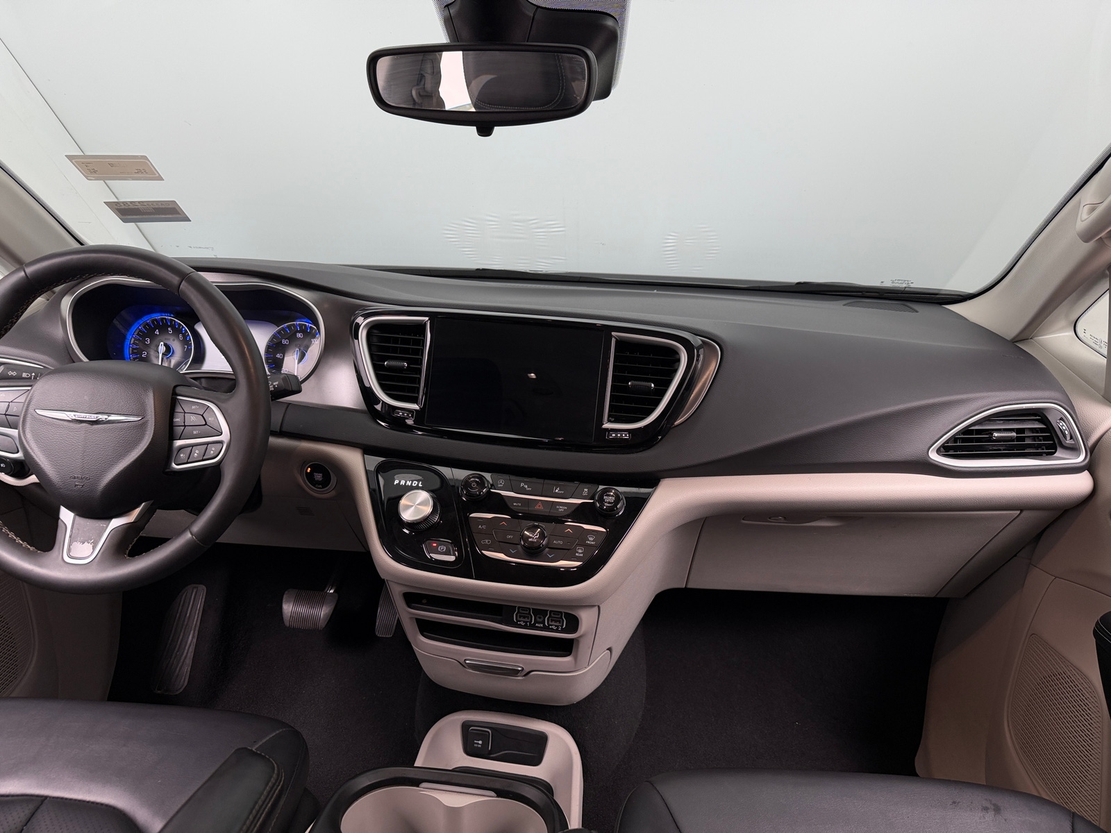 Thumbnail: 2024 Chrysler Pacifica - 2