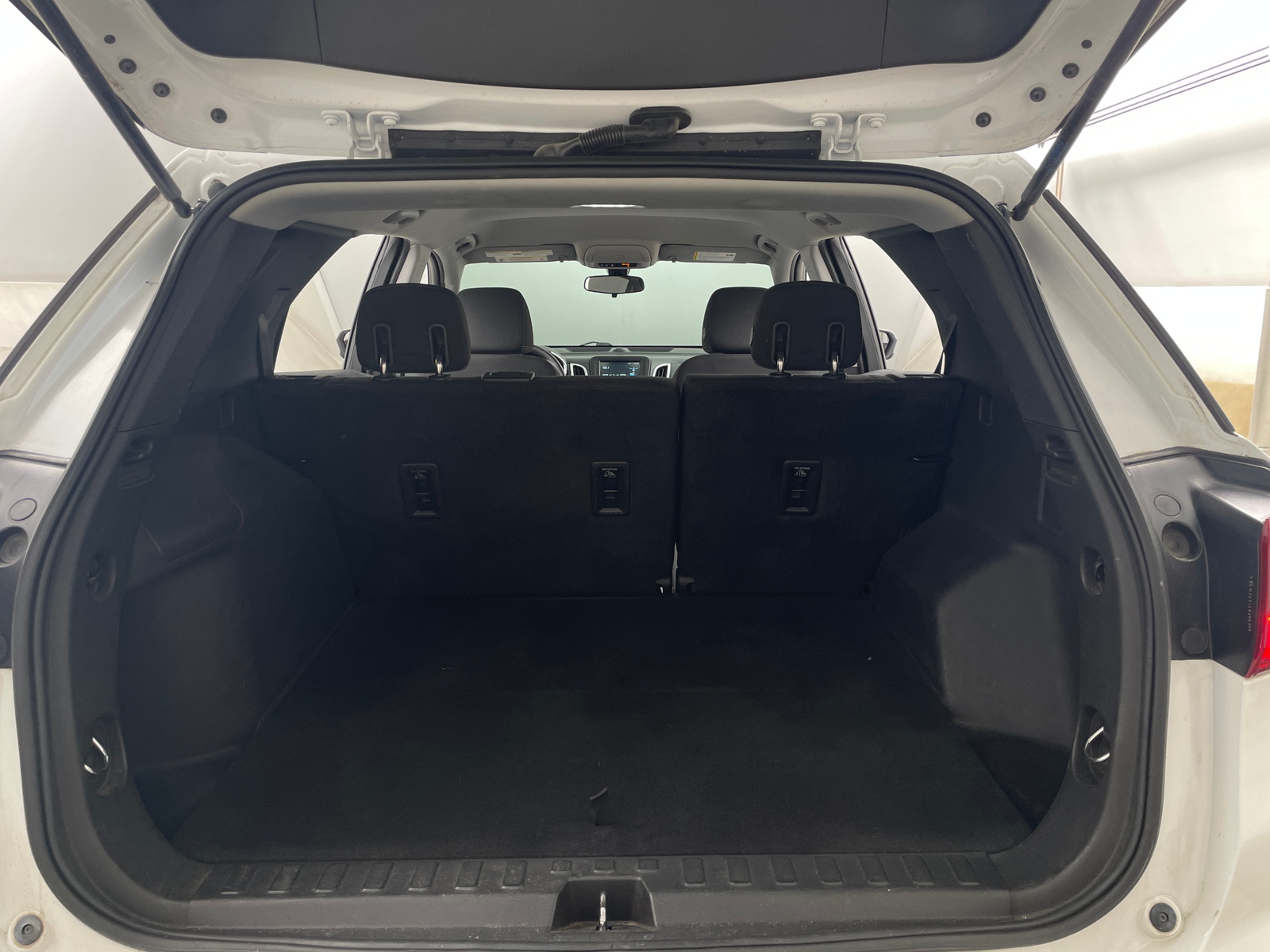 Thumbnail: 2018 Chevrolet Equinox - 7