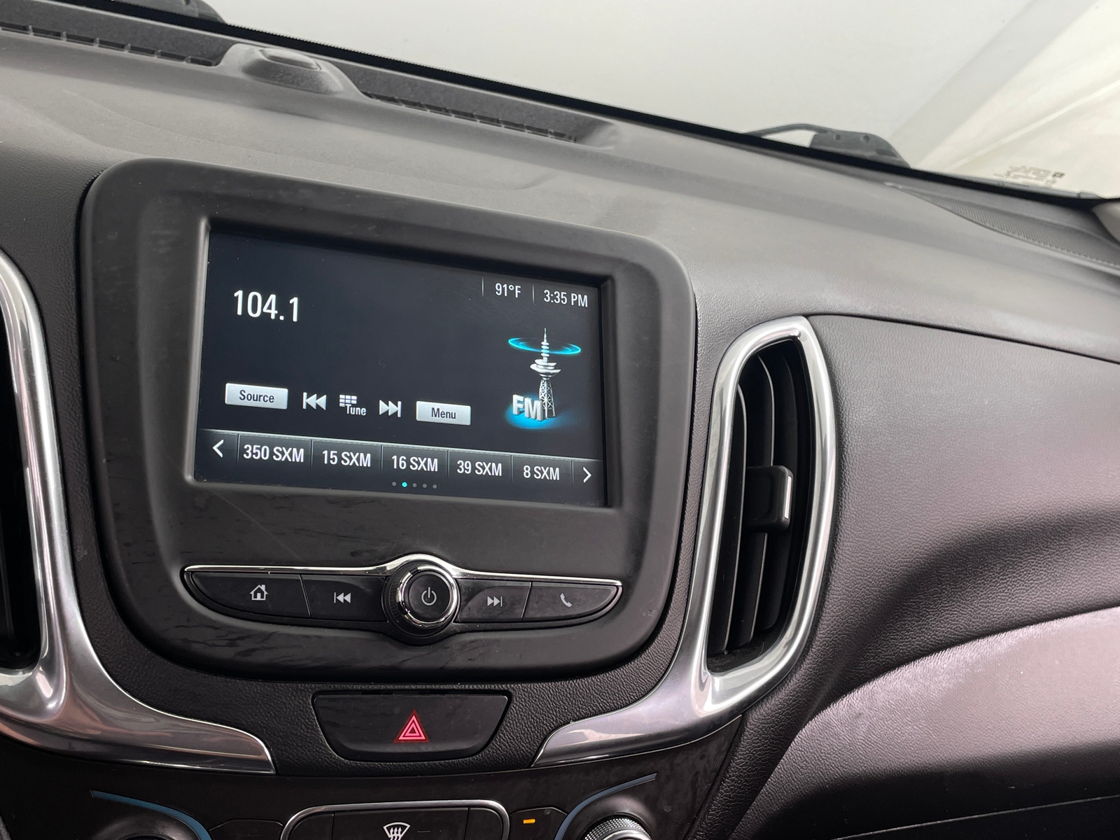 Thumbnail: 2018 Chevrolet Equinox - 4