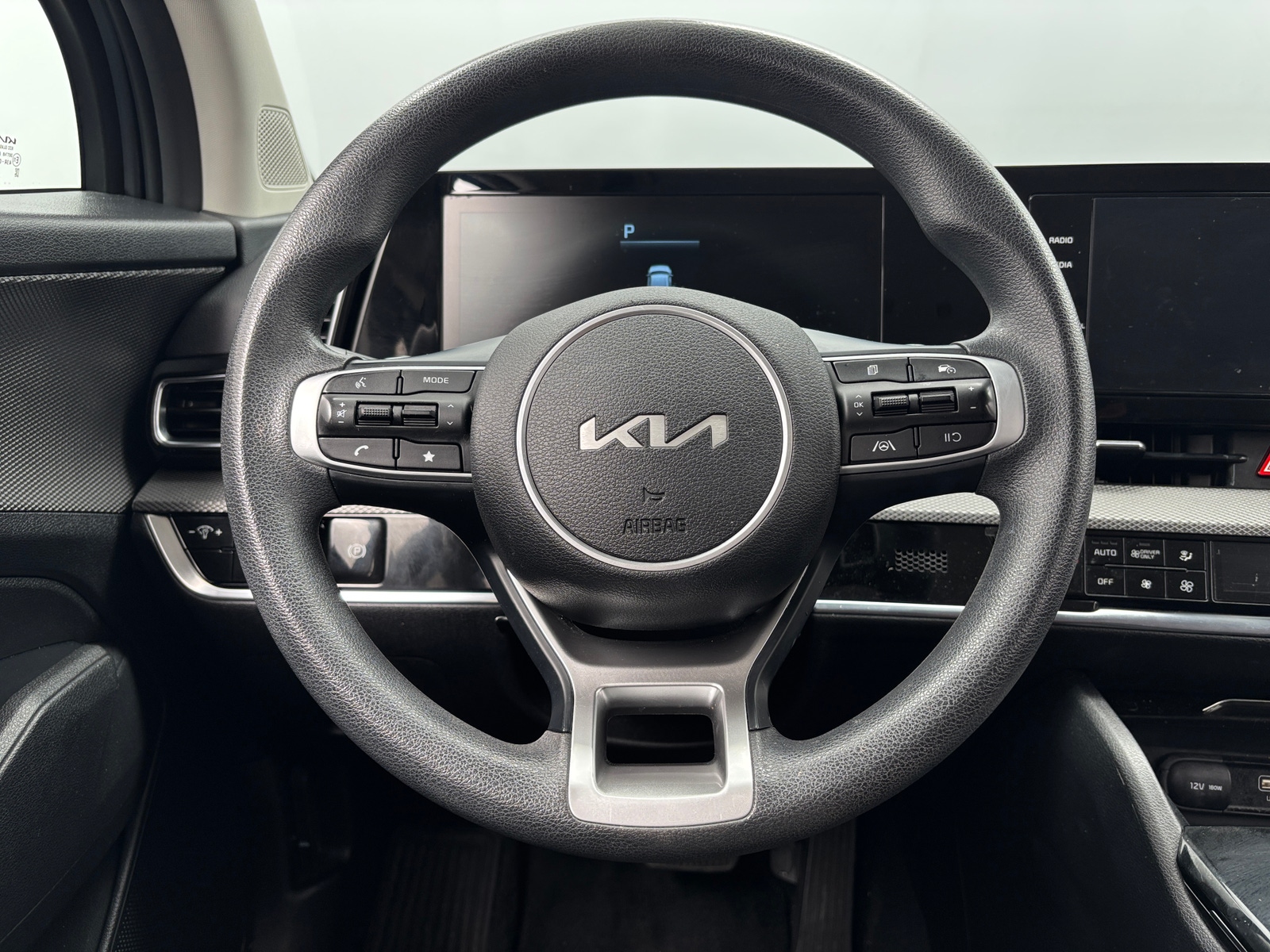 Thumbnail: 2023 Kia Sportage - 5