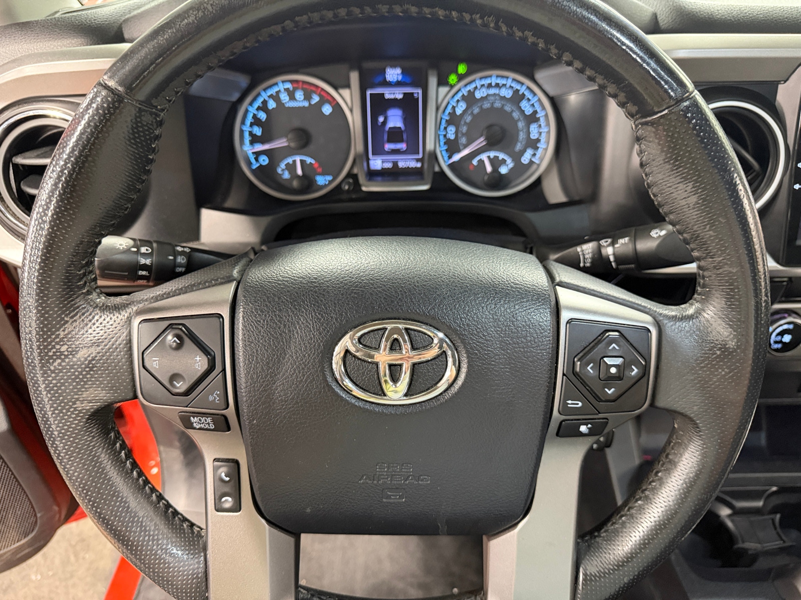 Thumbnail: 2017 Toyota Tacoma - 5