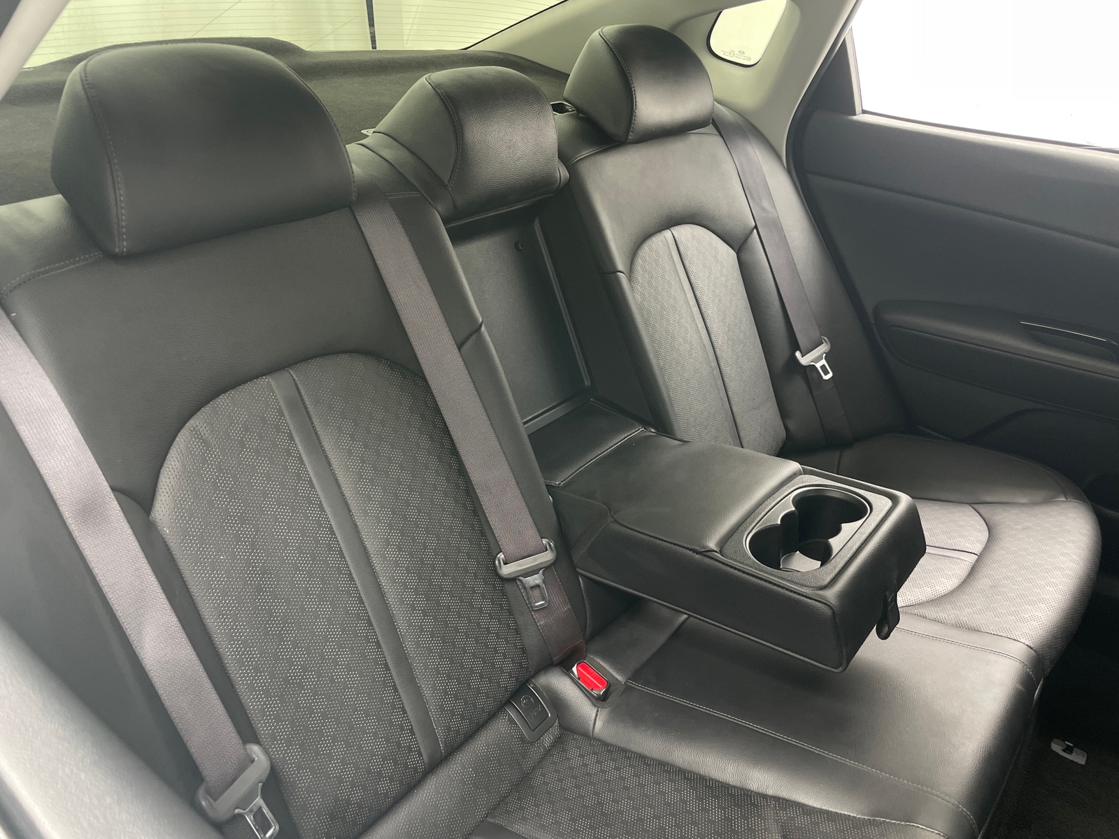 Thumbnail: 2019 Kia Optima - 5