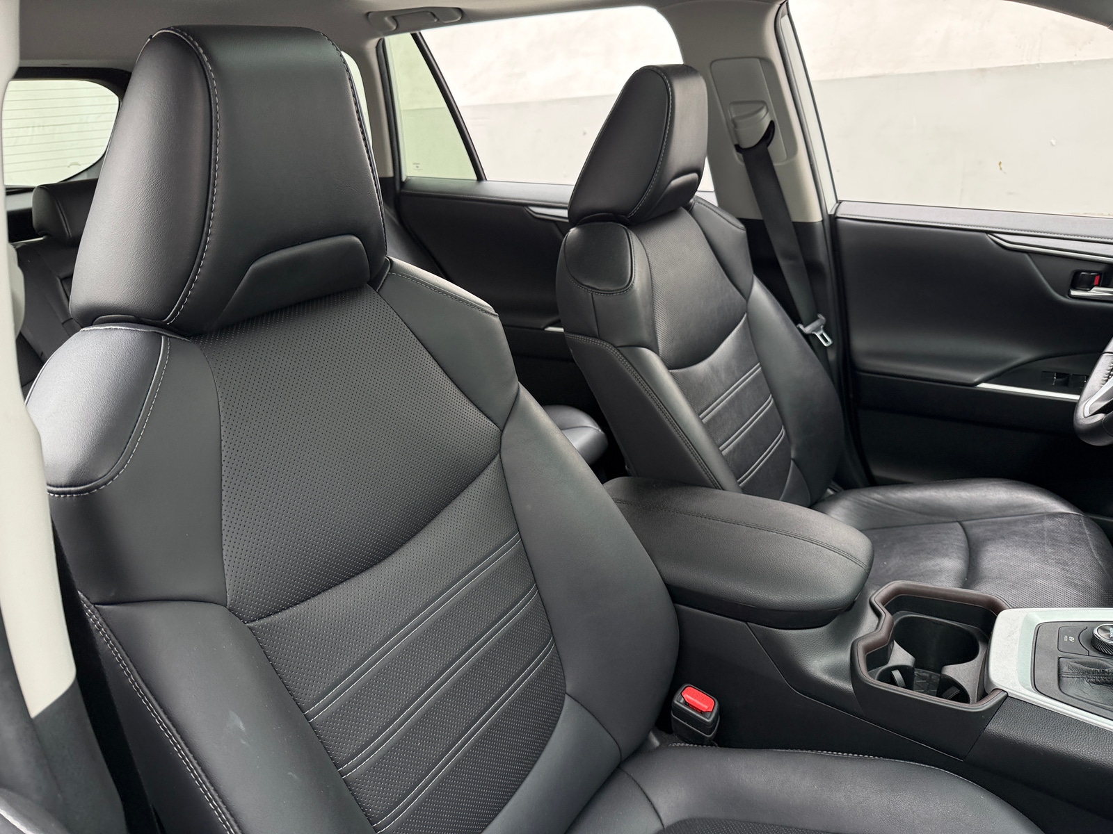 Thumbnail: 2021 Toyota RAV4 - 2
