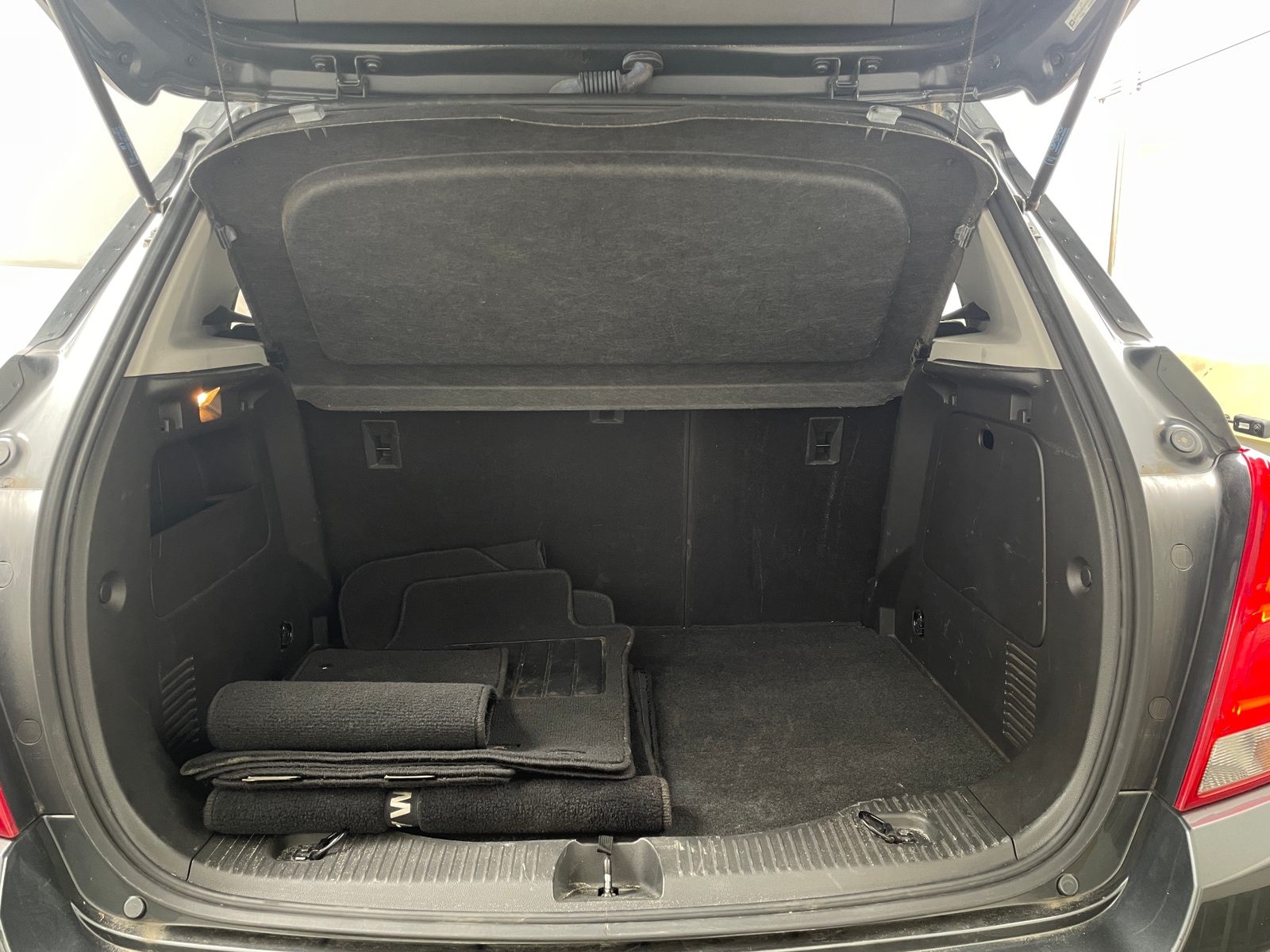 Thumbnail: 2018 Chevrolet Trax - 6