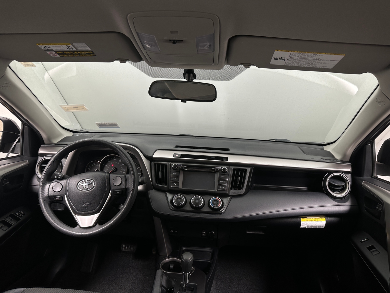 Thumbnail: 2016 Toyota RAV4 - 3