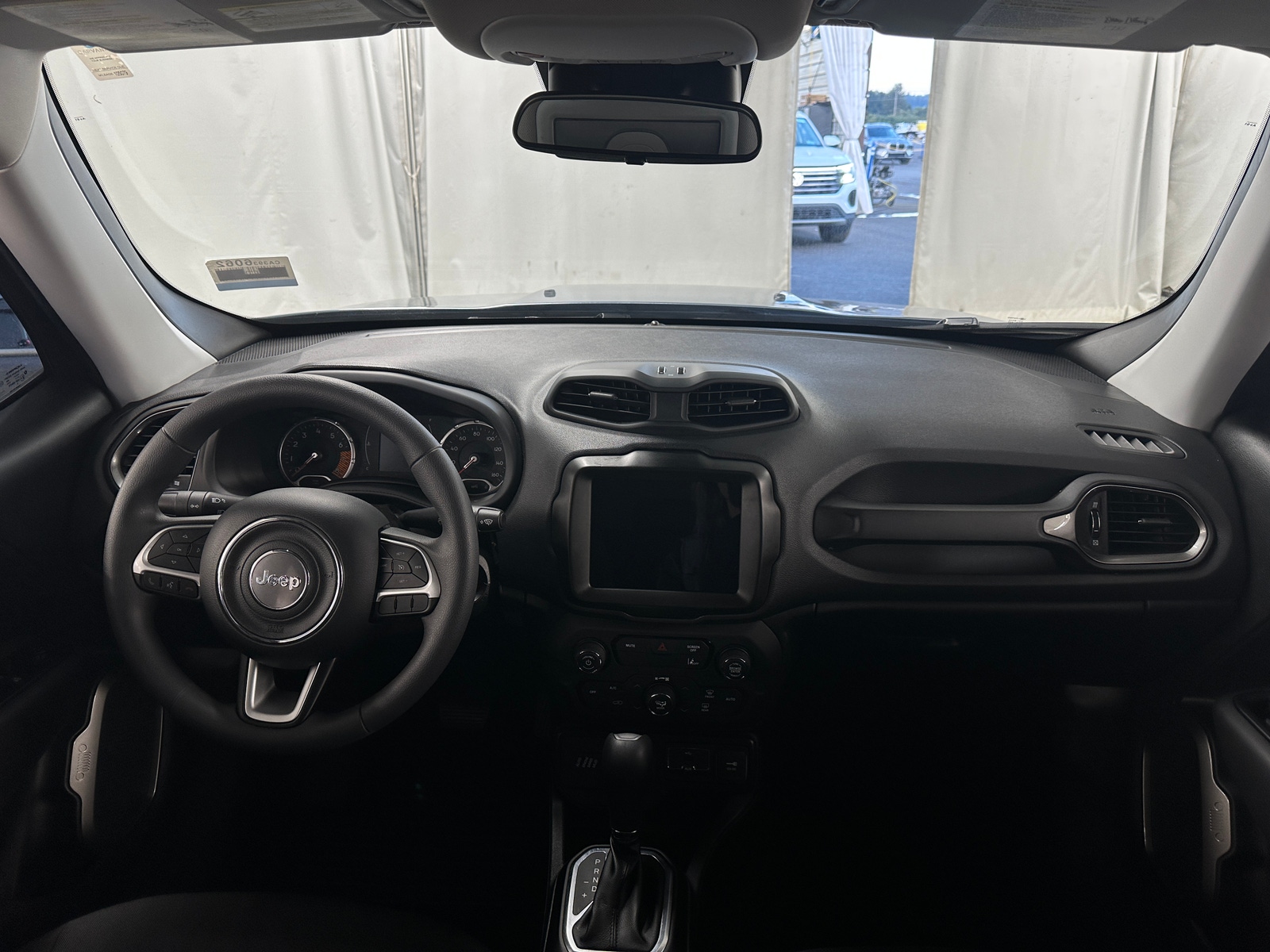 Thumbnail: 2023 Jeep Renegade - 3