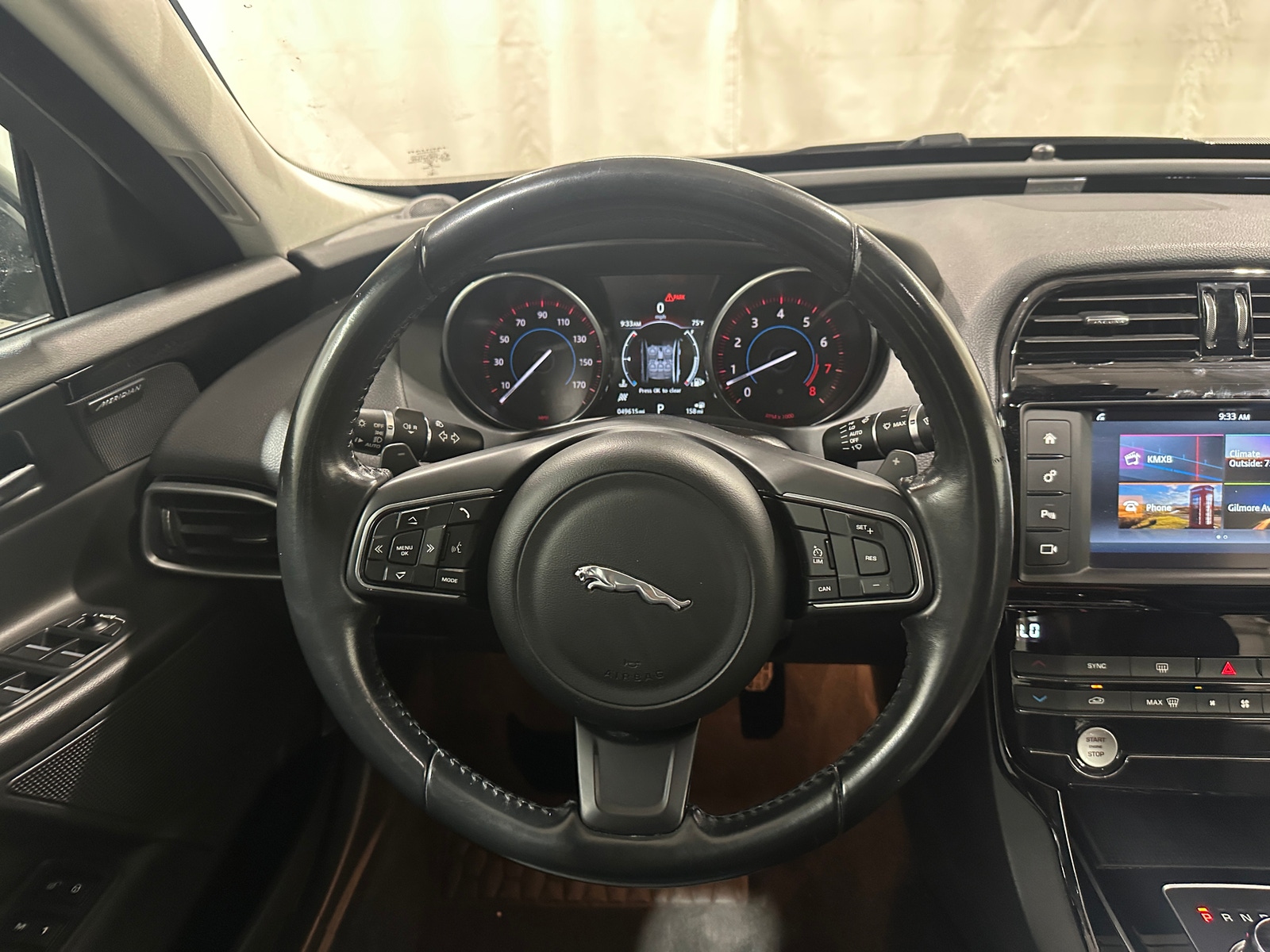 Thumbnail: 2017 Jaguar XE - 4