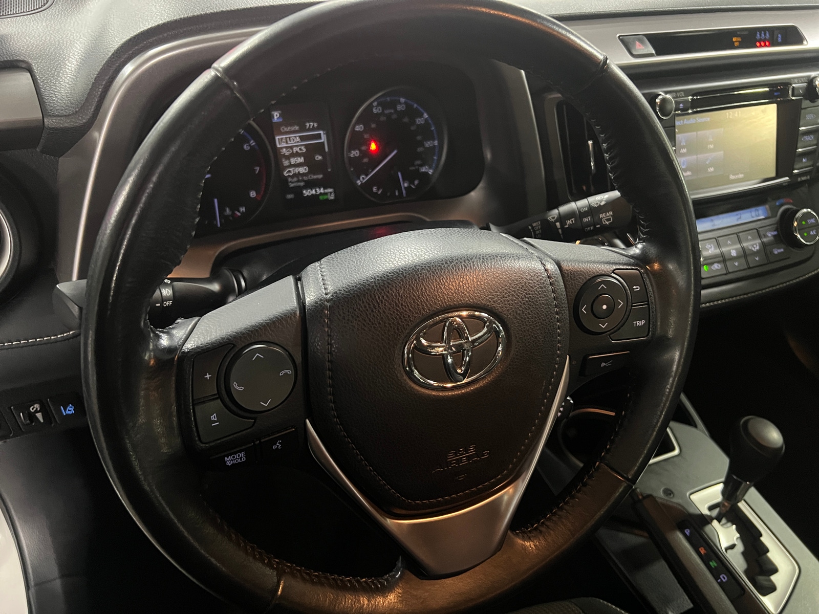 Thumbnail: 2018 Toyota RAV4 - 5