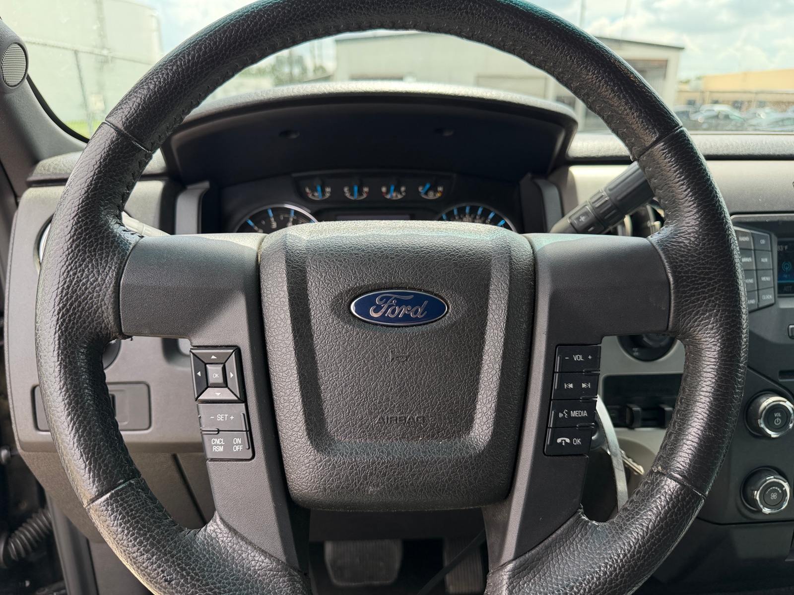 Thumbnail: 2014 Ford Econoline - 5