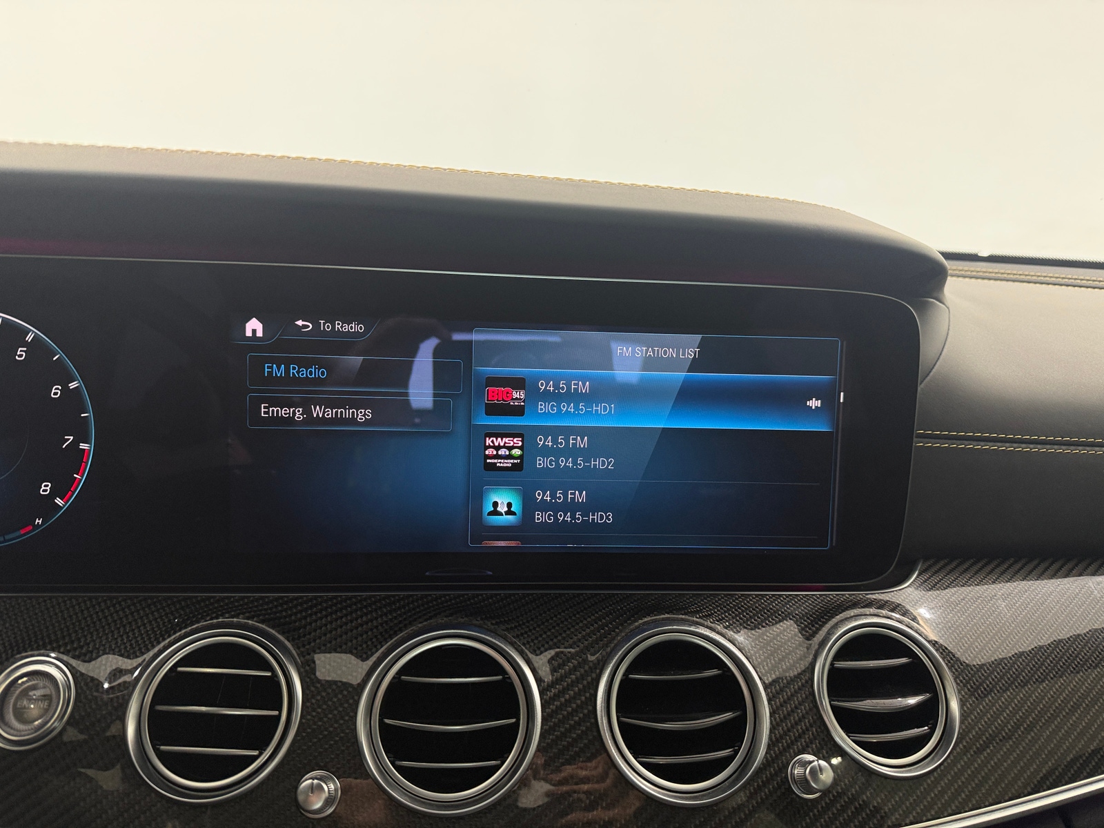 Thumbnail: 2021 Mercedes-Benz E-Class - 3