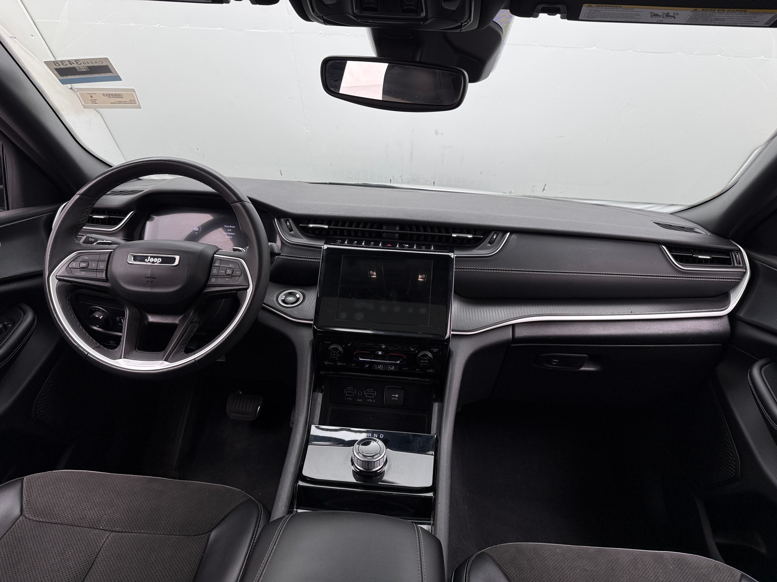 Thumbnail: 2023 Jeep Grand Cherokee L - 2