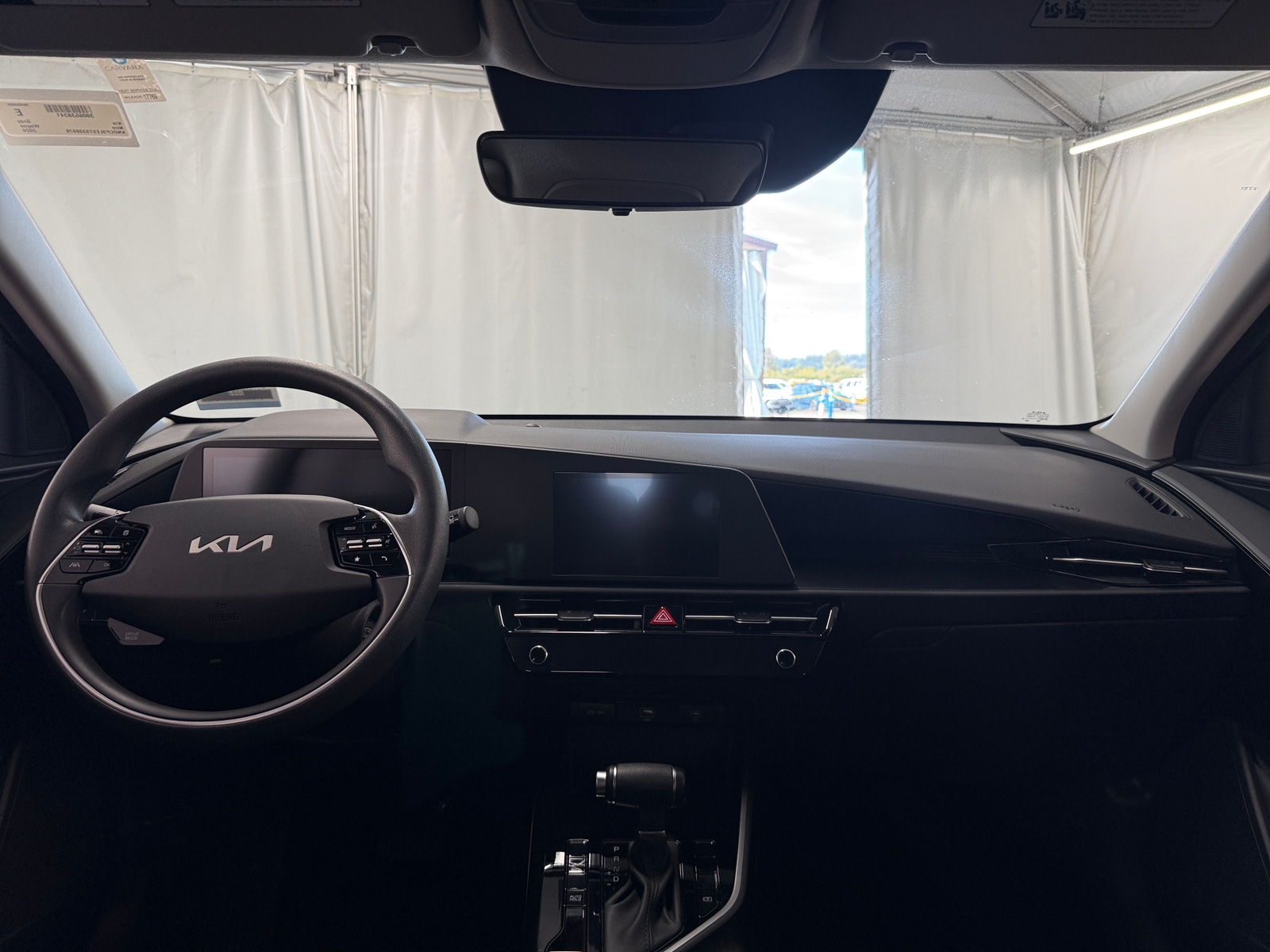 Thumbnail: 2026 Kia Niro - 3