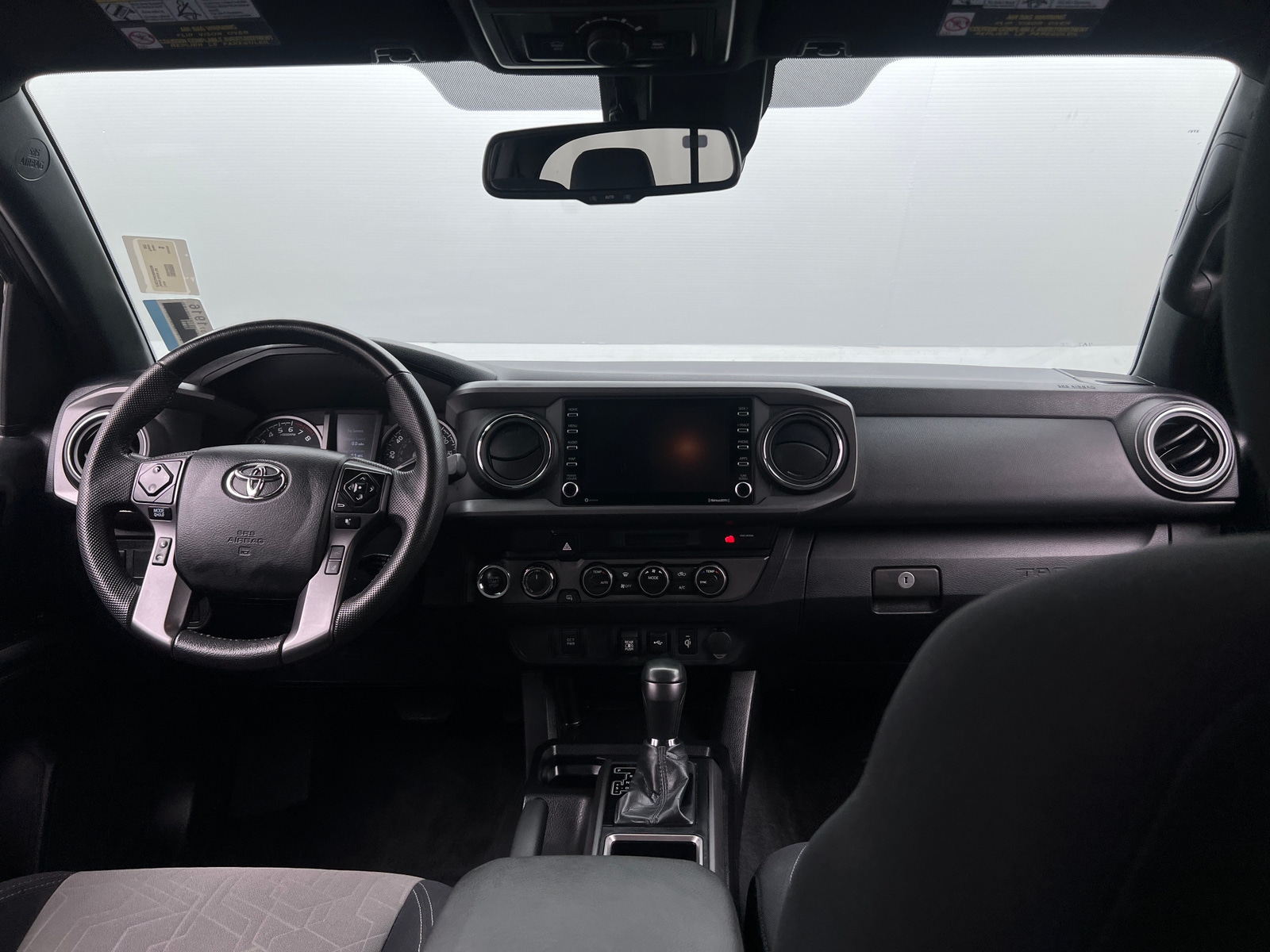 Thumbnail: 2022 Toyota Tacoma - 3