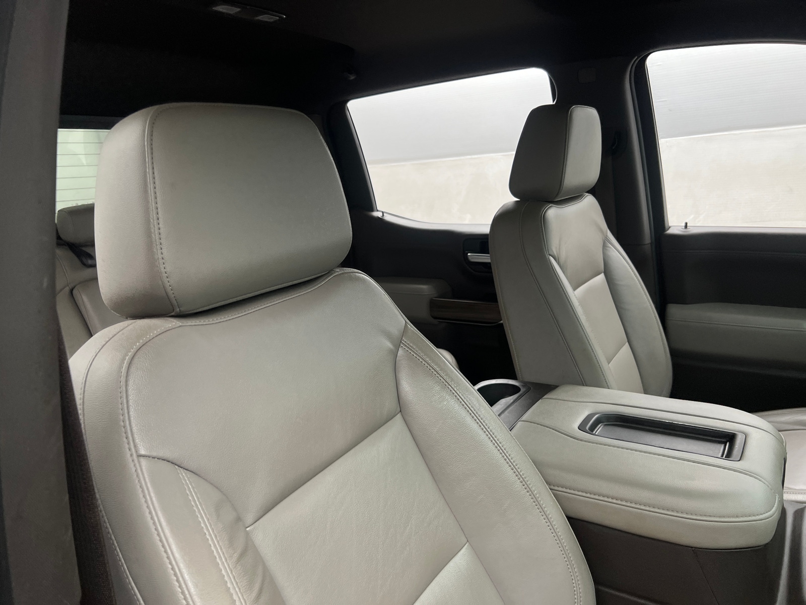 Thumbnail: 2020 Chevrolet Silverado 1500 - 2
