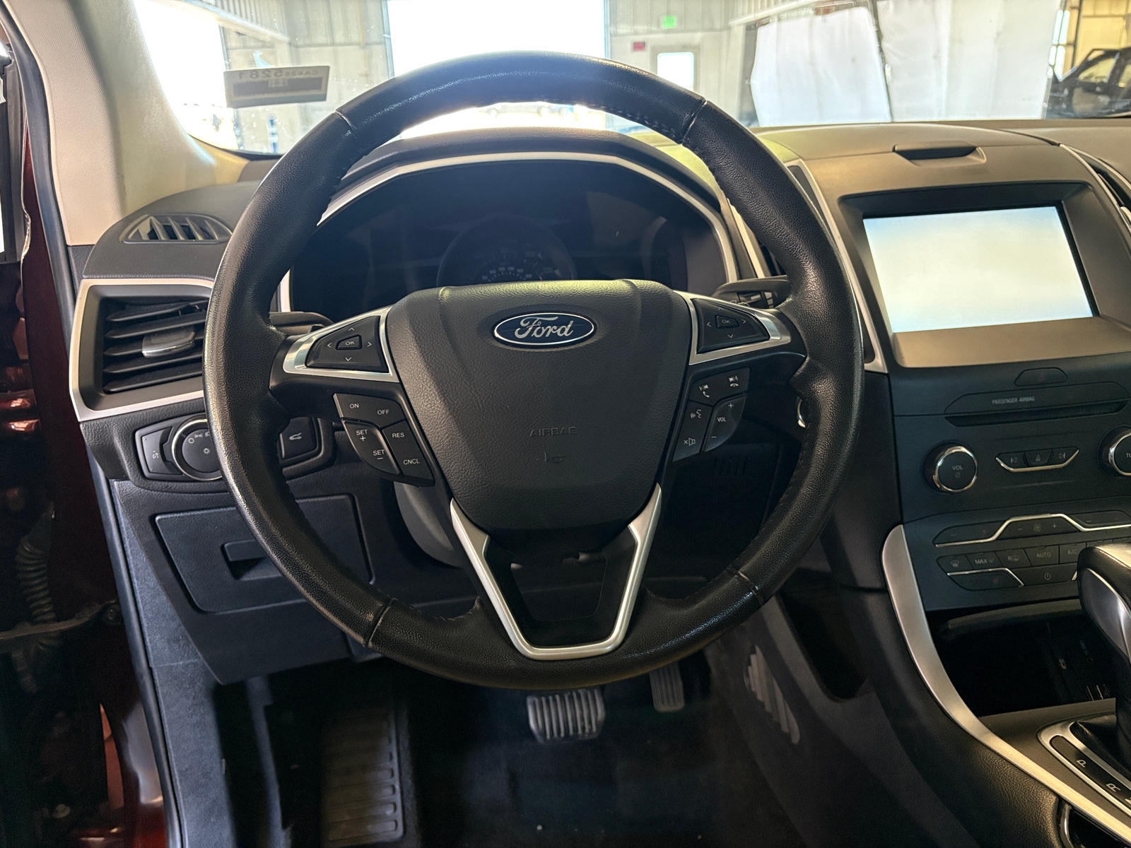 Thumbnail: 2015 Ford Edge - 4