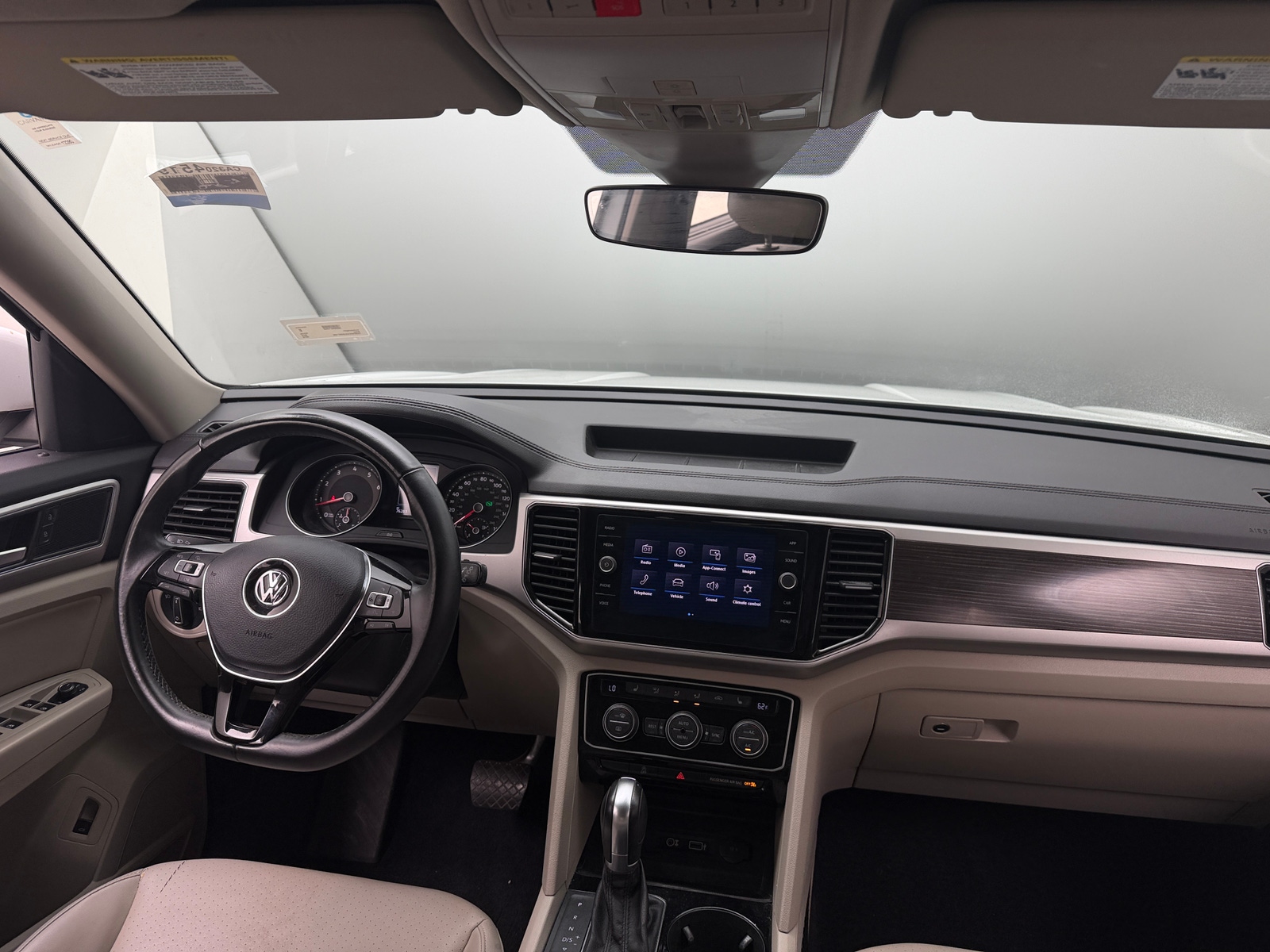 Thumbnail: 2018 Volkswagen Atlas - 3