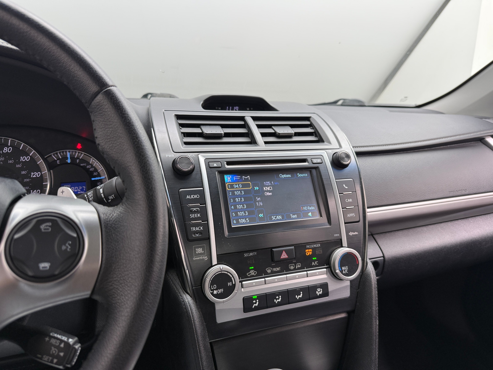 Thumbnail: 2012 Toyota Camry - 4