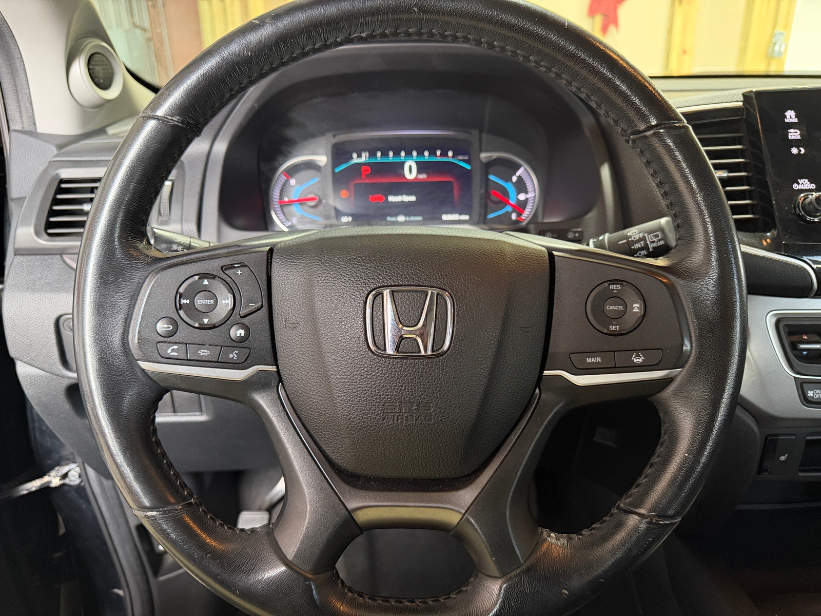 Thumbnail: 2020 Honda Pilot - 4