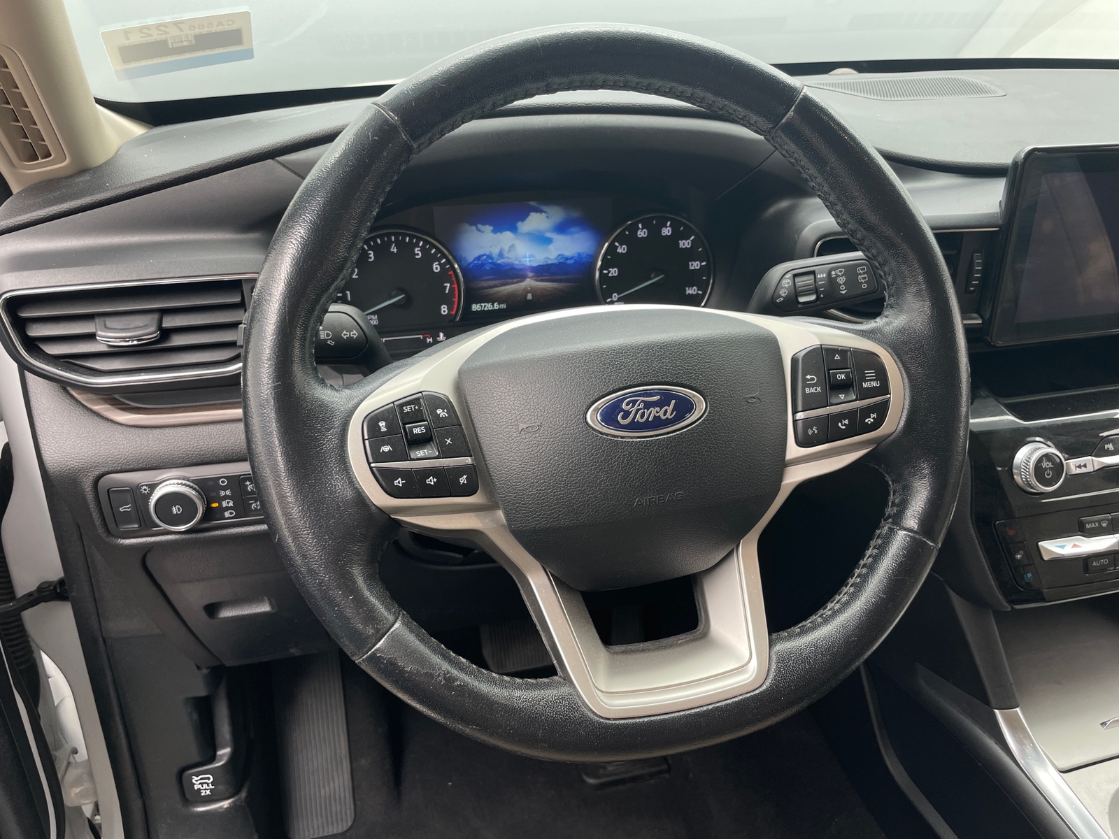 Thumbnail: 2021 Ford Explorer - 4