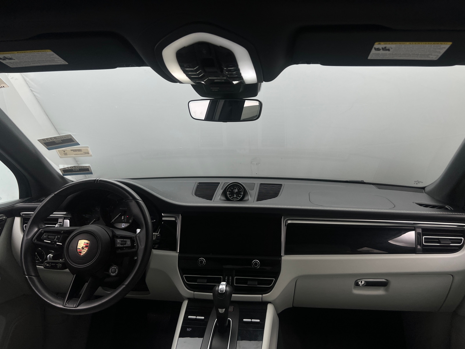 Thumbnail: 2023 Porsche Macan - 3