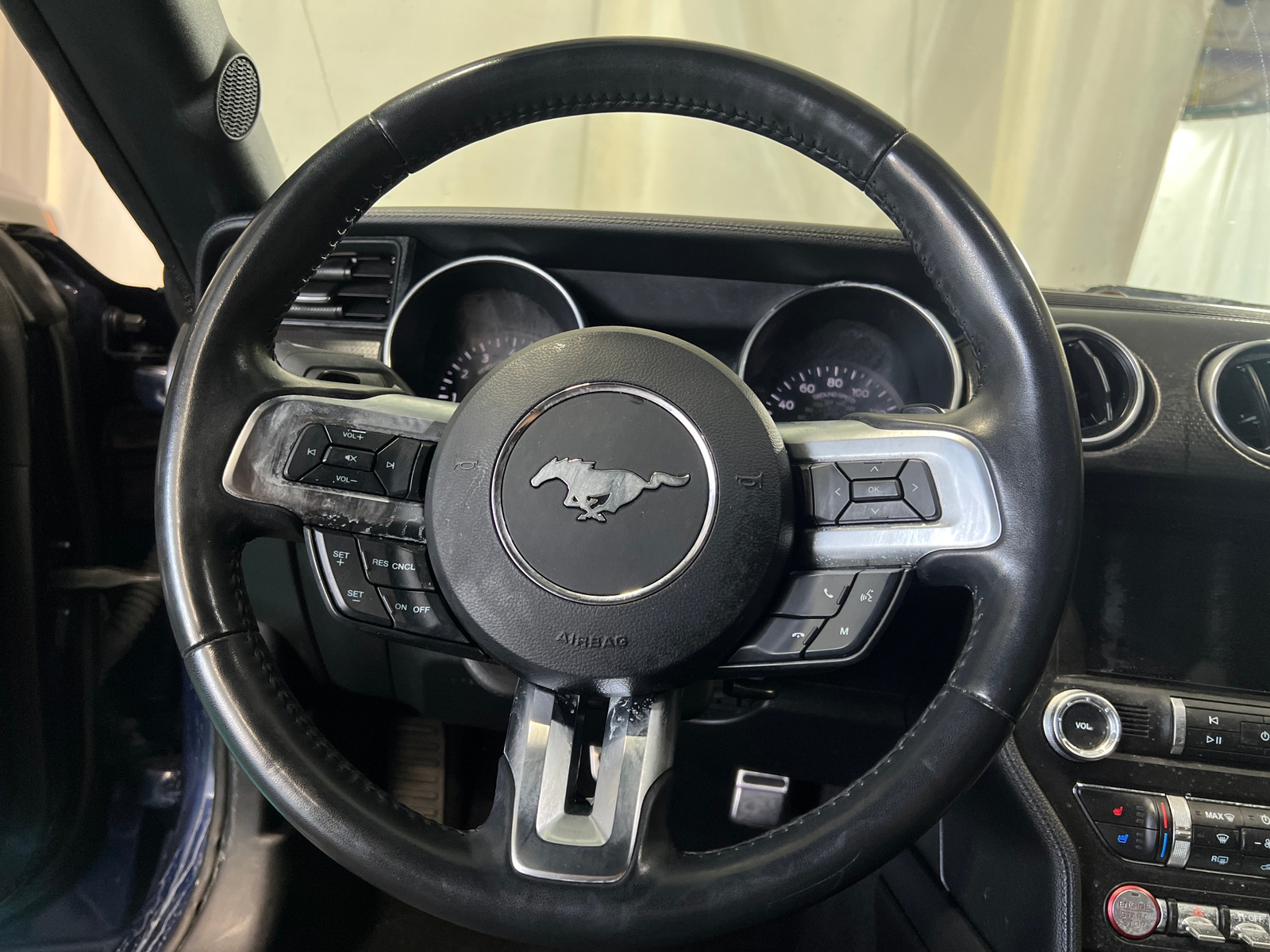 Thumbnail: 2019 Ford Mustang - 3