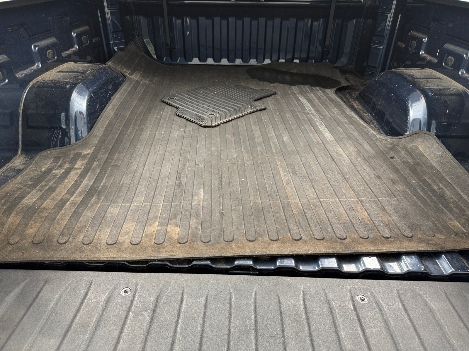 Thumbnail: 2020 Chevrolet Silverado 1500 - 6