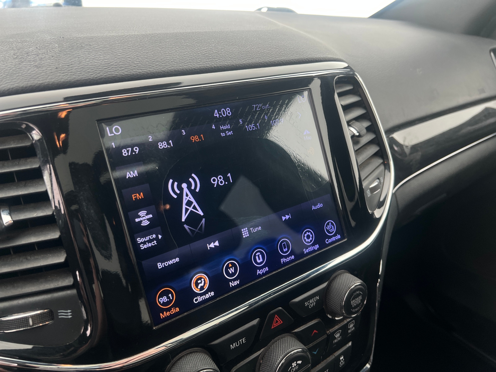 Thumbnail: 2021 Jeep Grand Cherokee - 3