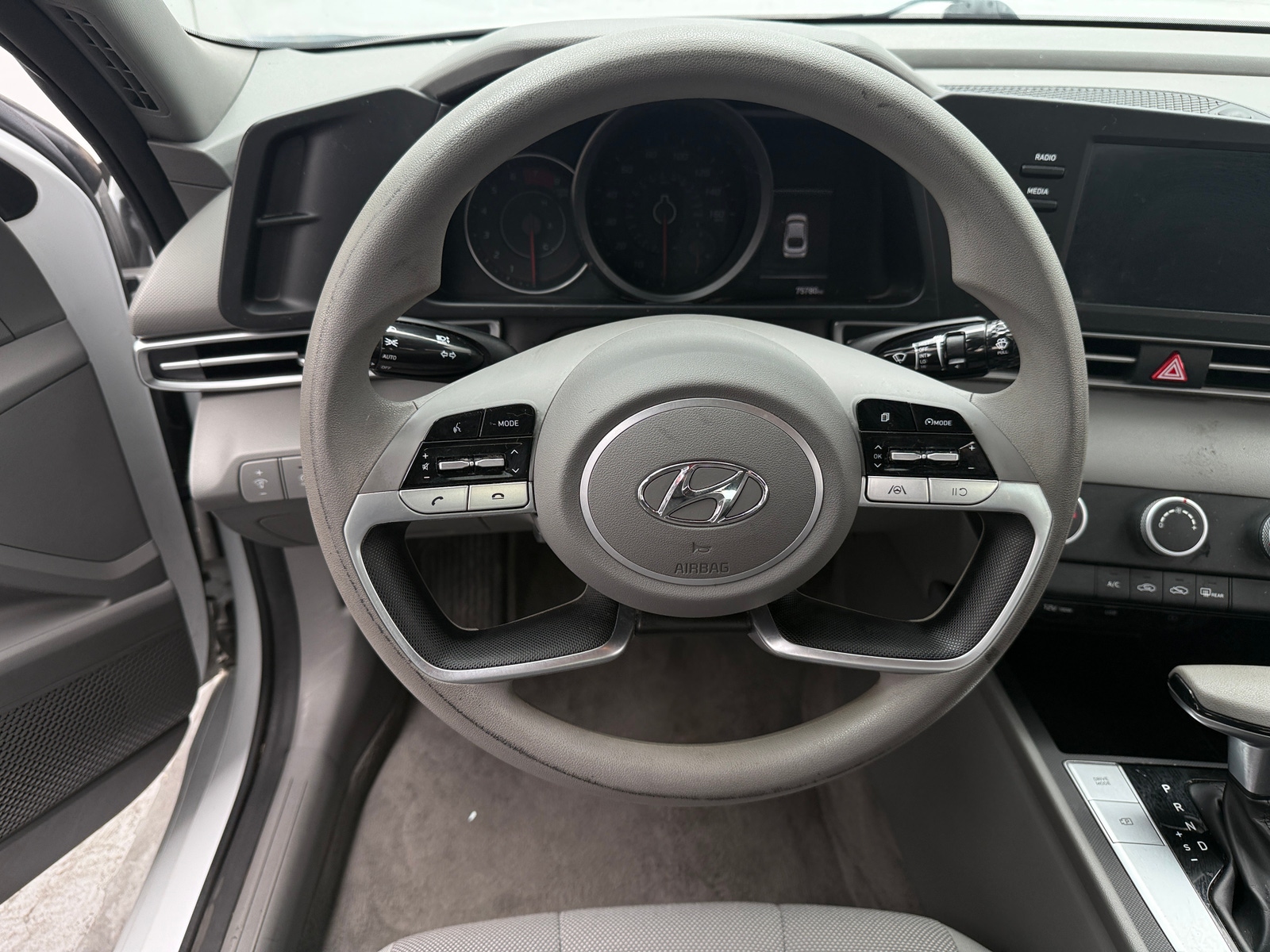 Thumbnail: 2021 Hyundai Elantra - 5