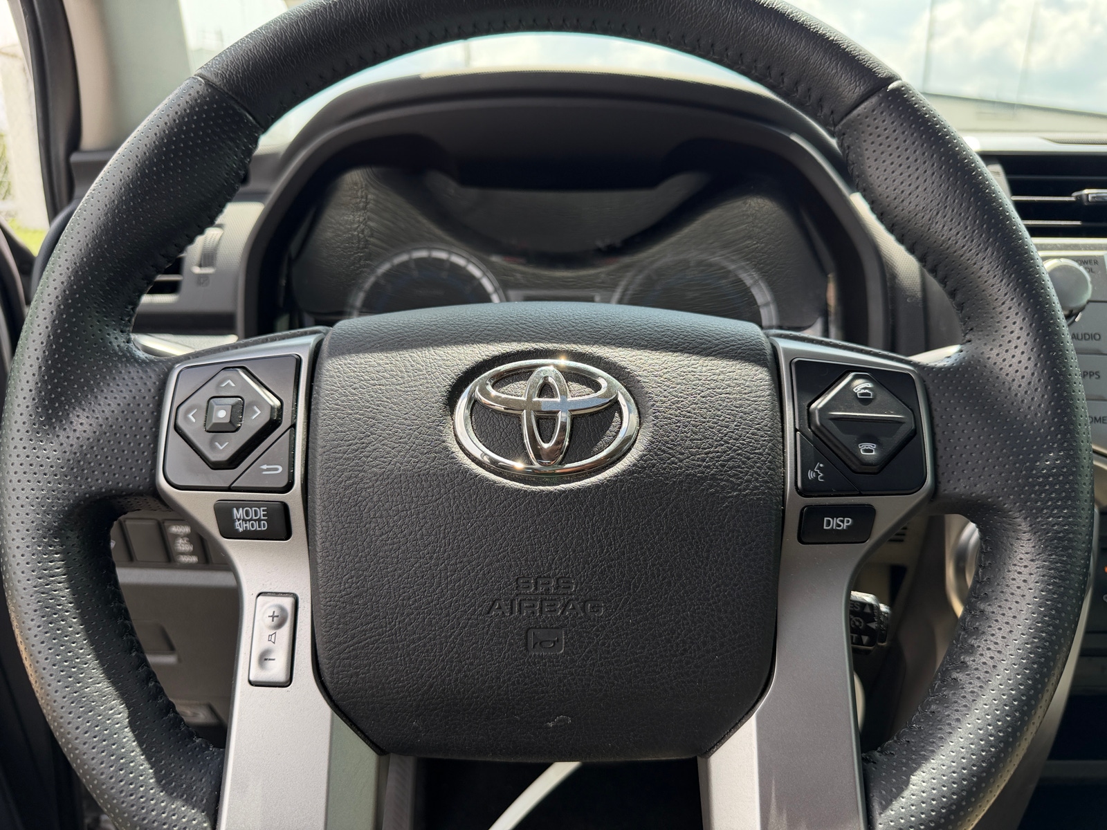 Thumbnail: 2017 Toyota 4Runner - 5