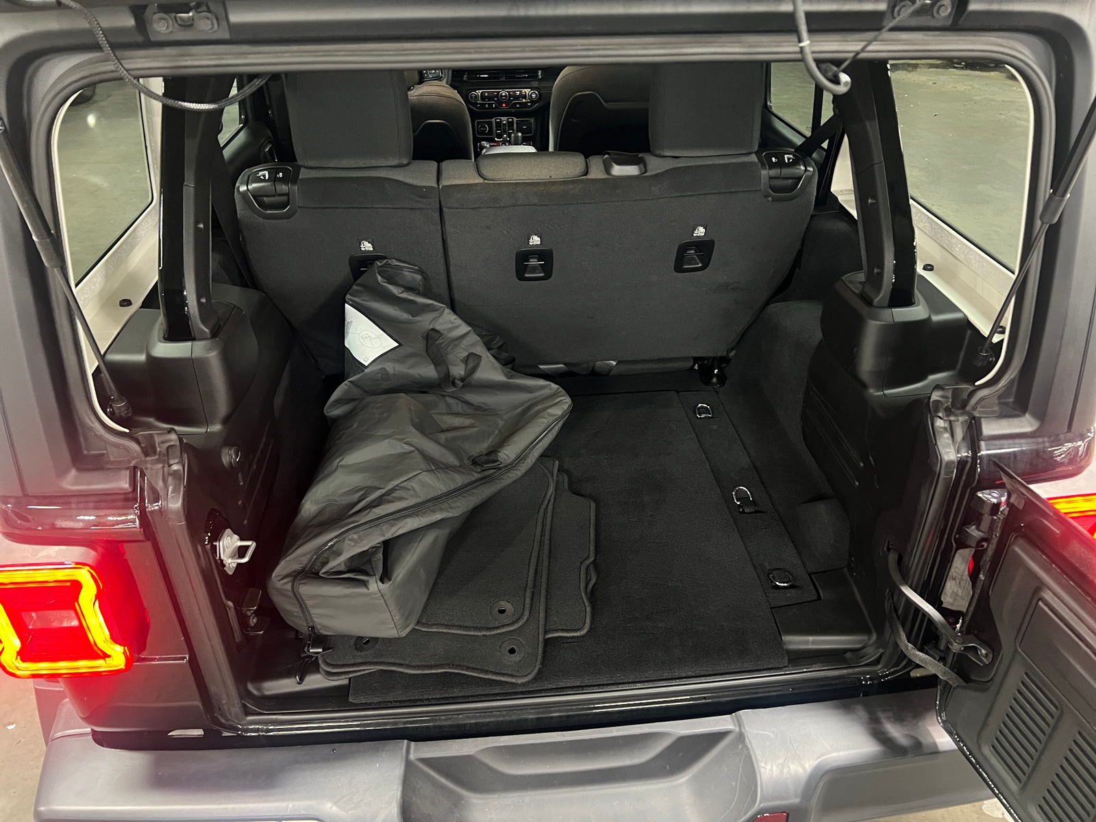 Thumbnail: 2026 Jeep Wrangler - 7