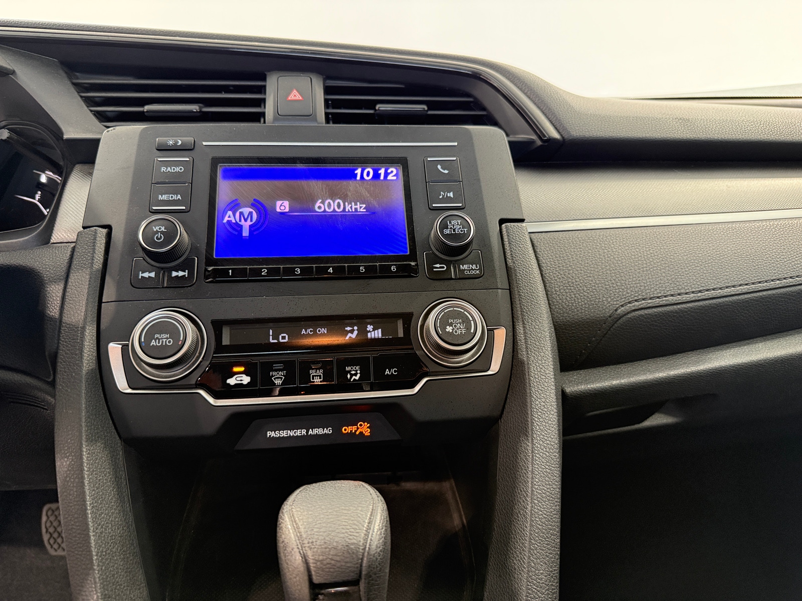 Thumbnail: 2016 Honda Civic - 4