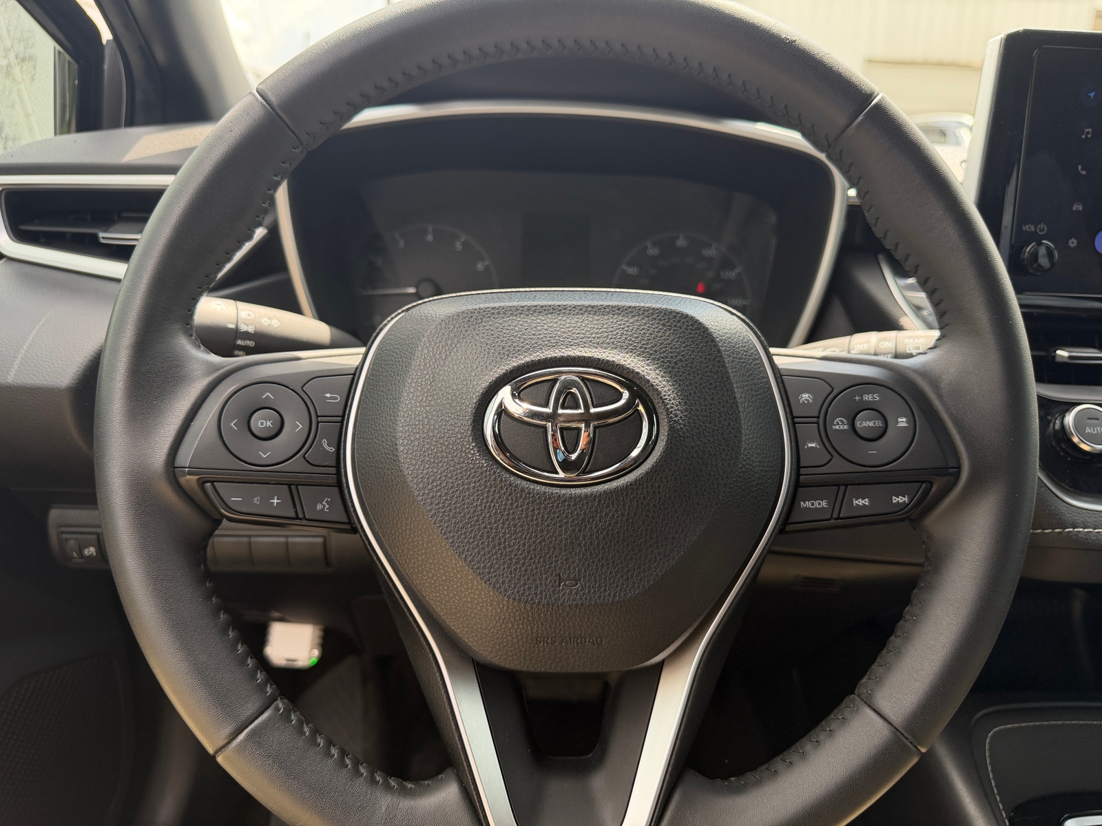 Thumbnail: 2023 Toyota Corolla - 5