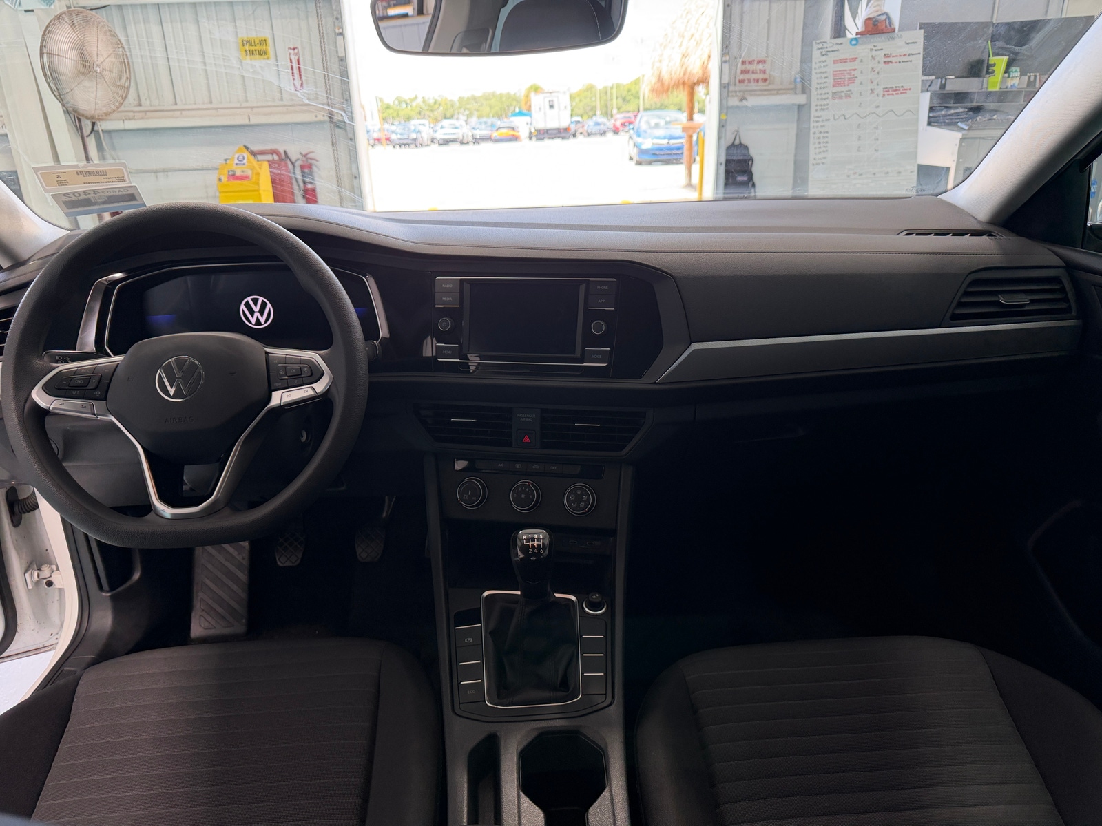 Thumbnail: 2023 Volkswagen Jetta - 3