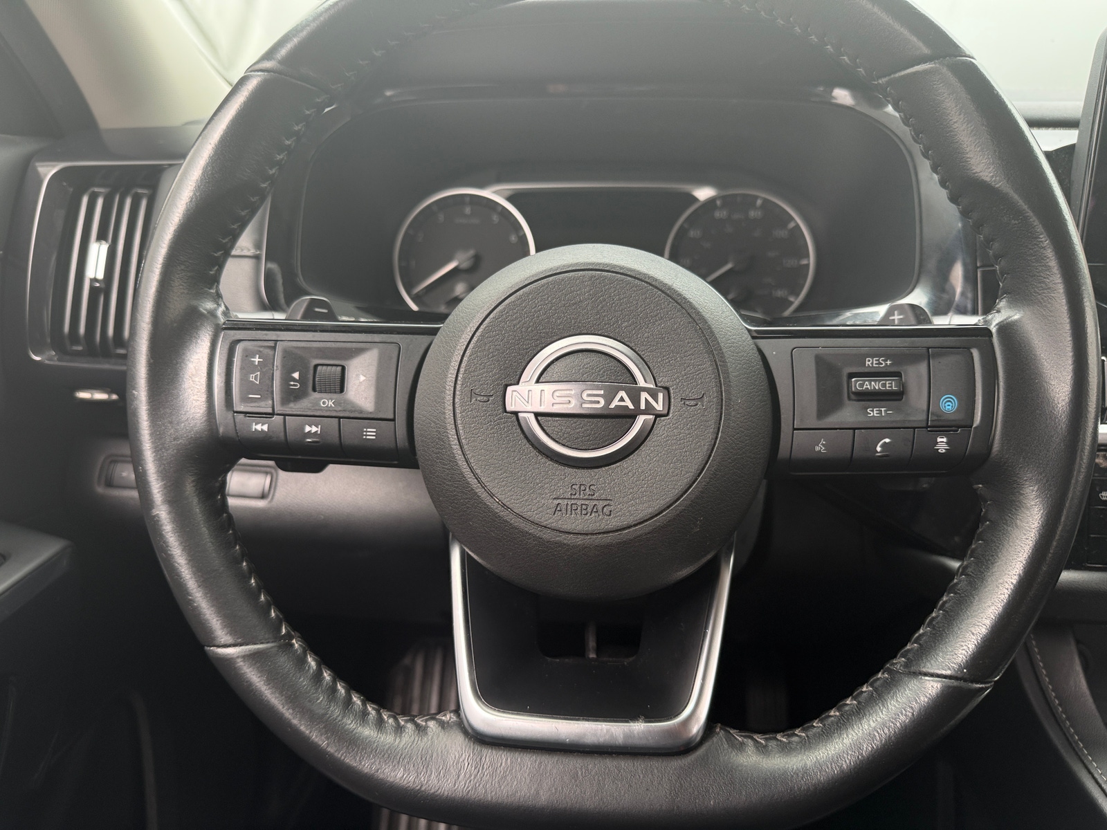 Thumbnail: 2023 Nissan Pathfinder - 5