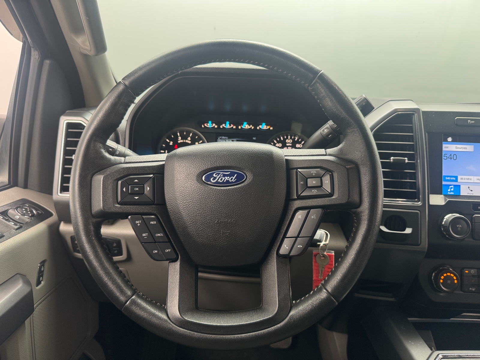 Thumbnail: 2019 Ford Econoline - 5