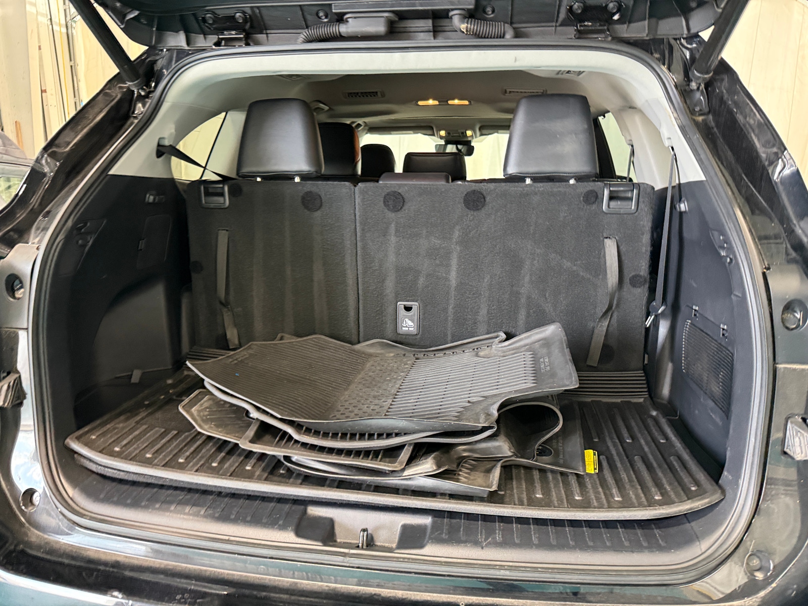 Thumbnail: 2021 Toyota Highlander - 6