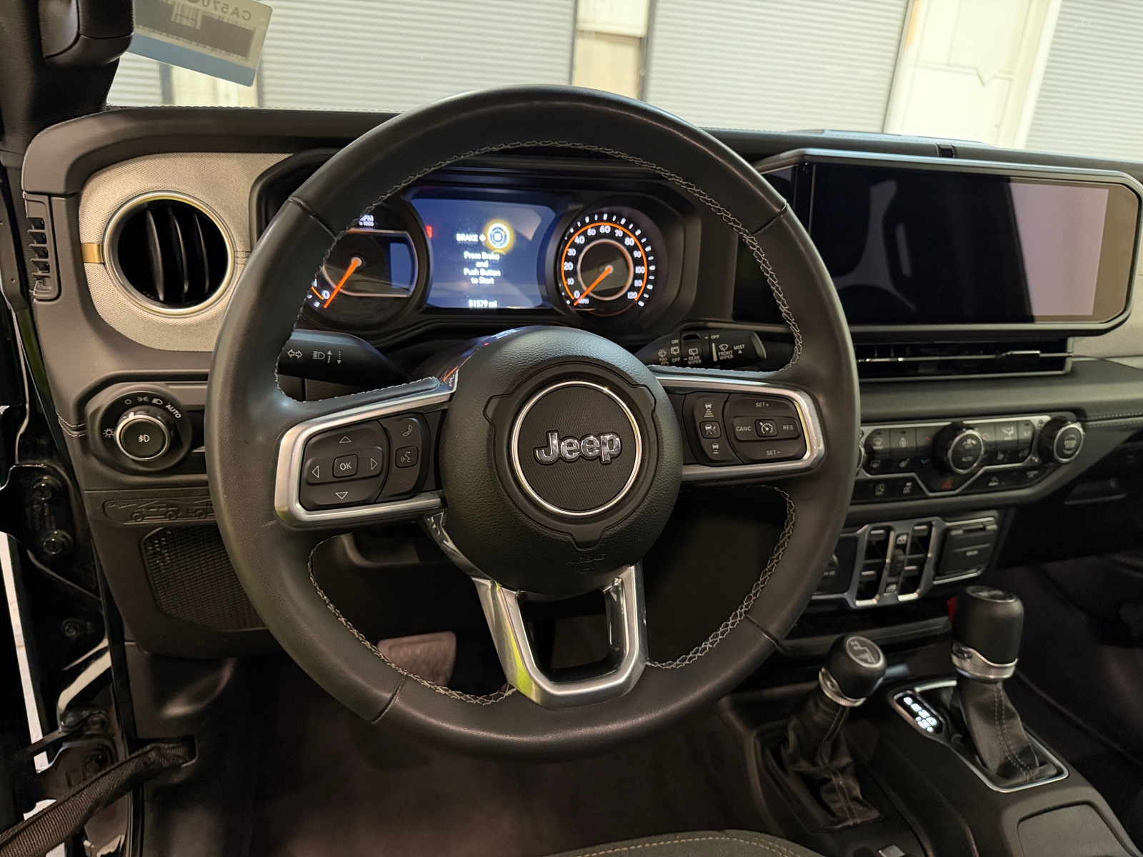 Thumbnail: 2025 Jeep Wrangler - 5