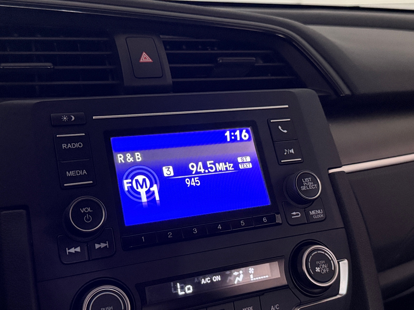 Thumbnail: 2019 Honda Civic - 4